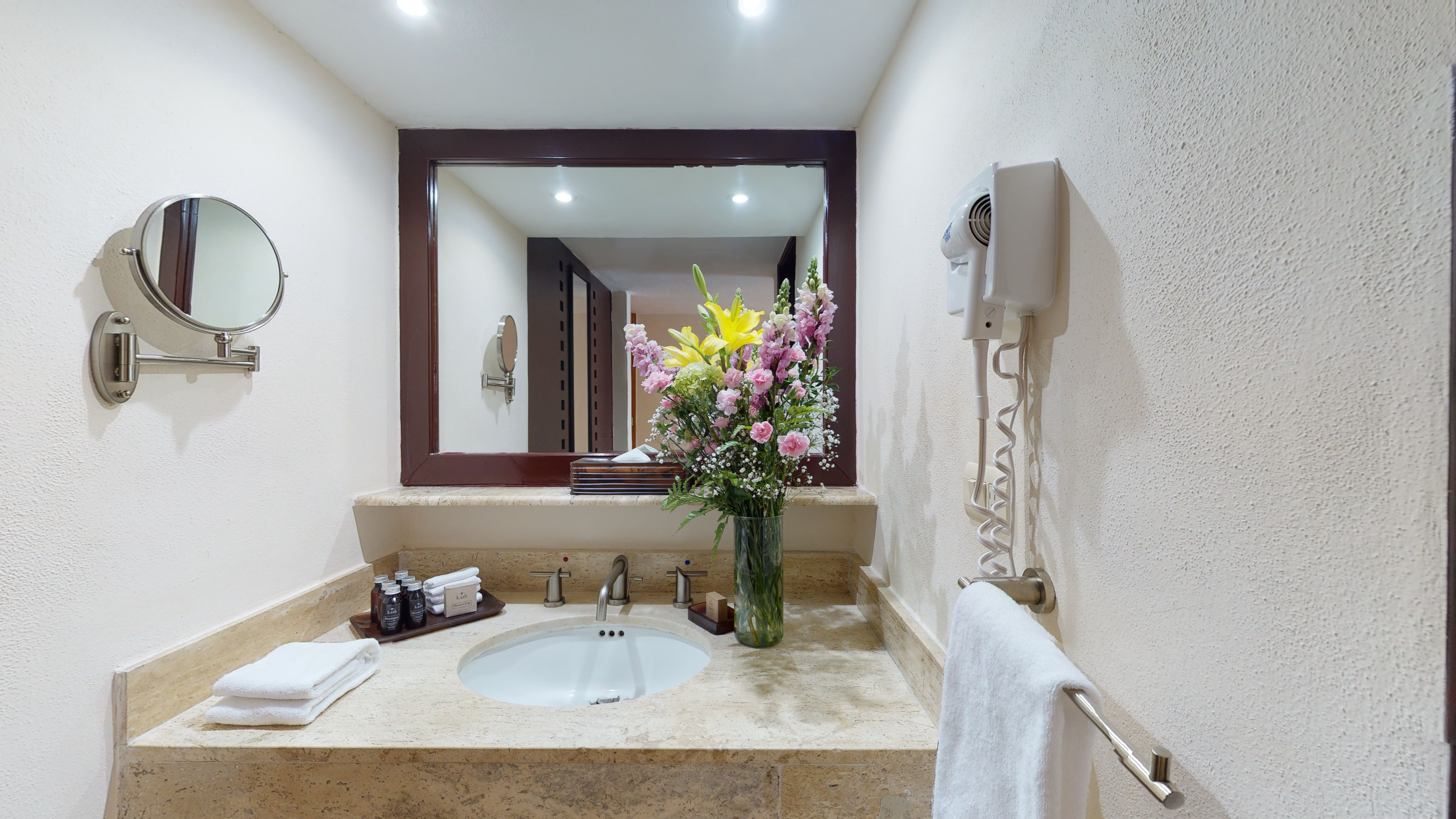 Double Ocean Front King Bed