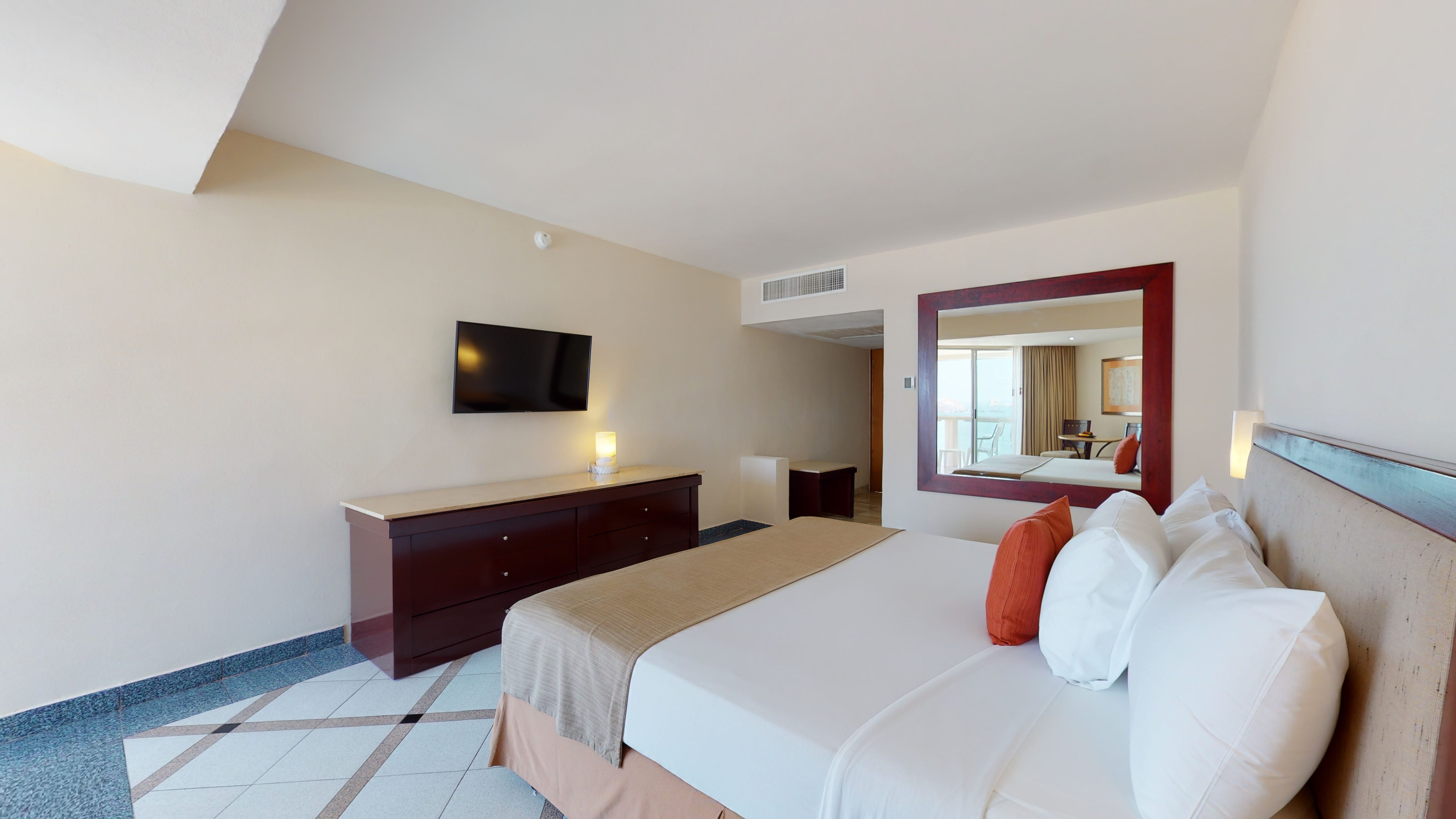 Double Ocean Front King Bed