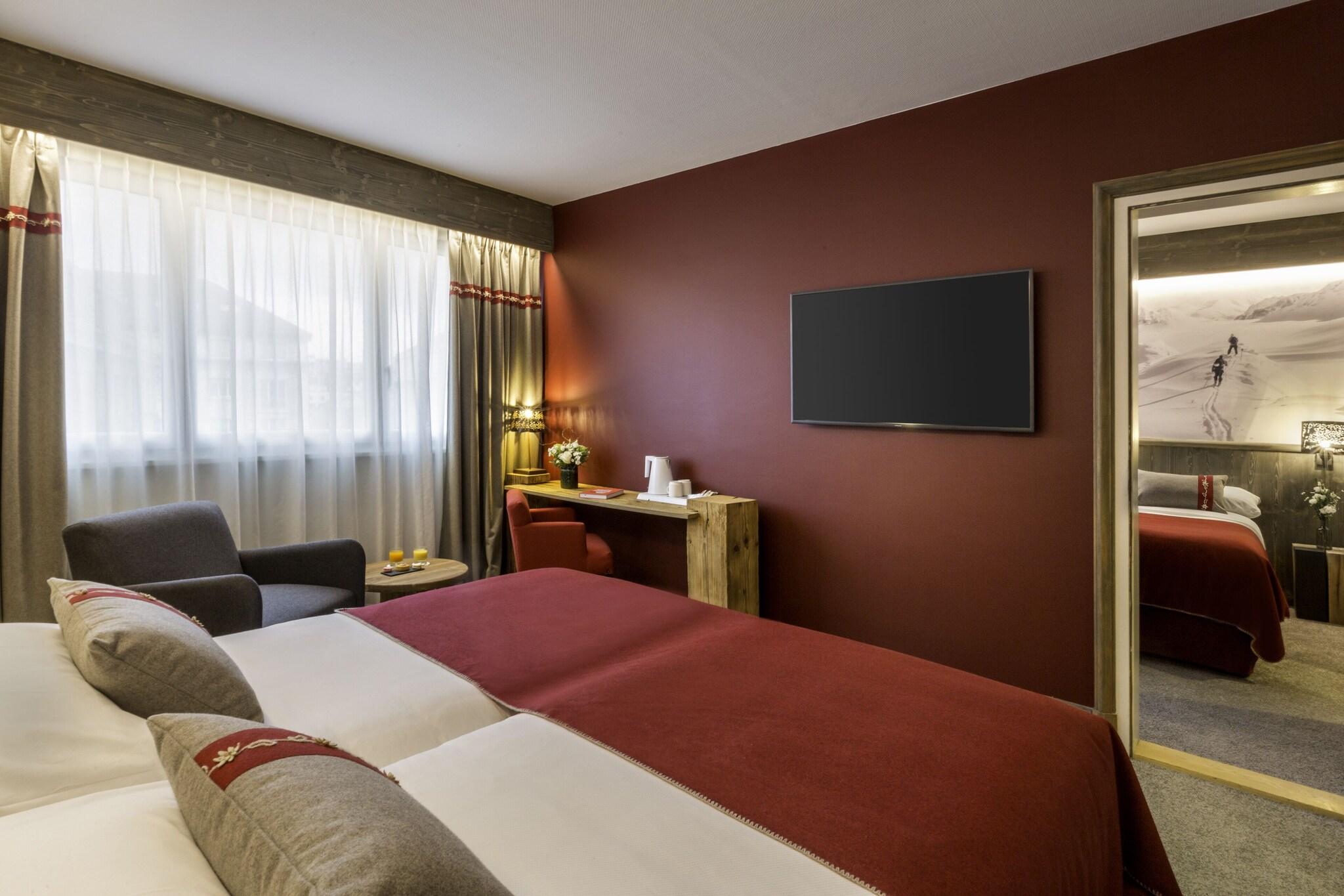 Family Room Connecting Room