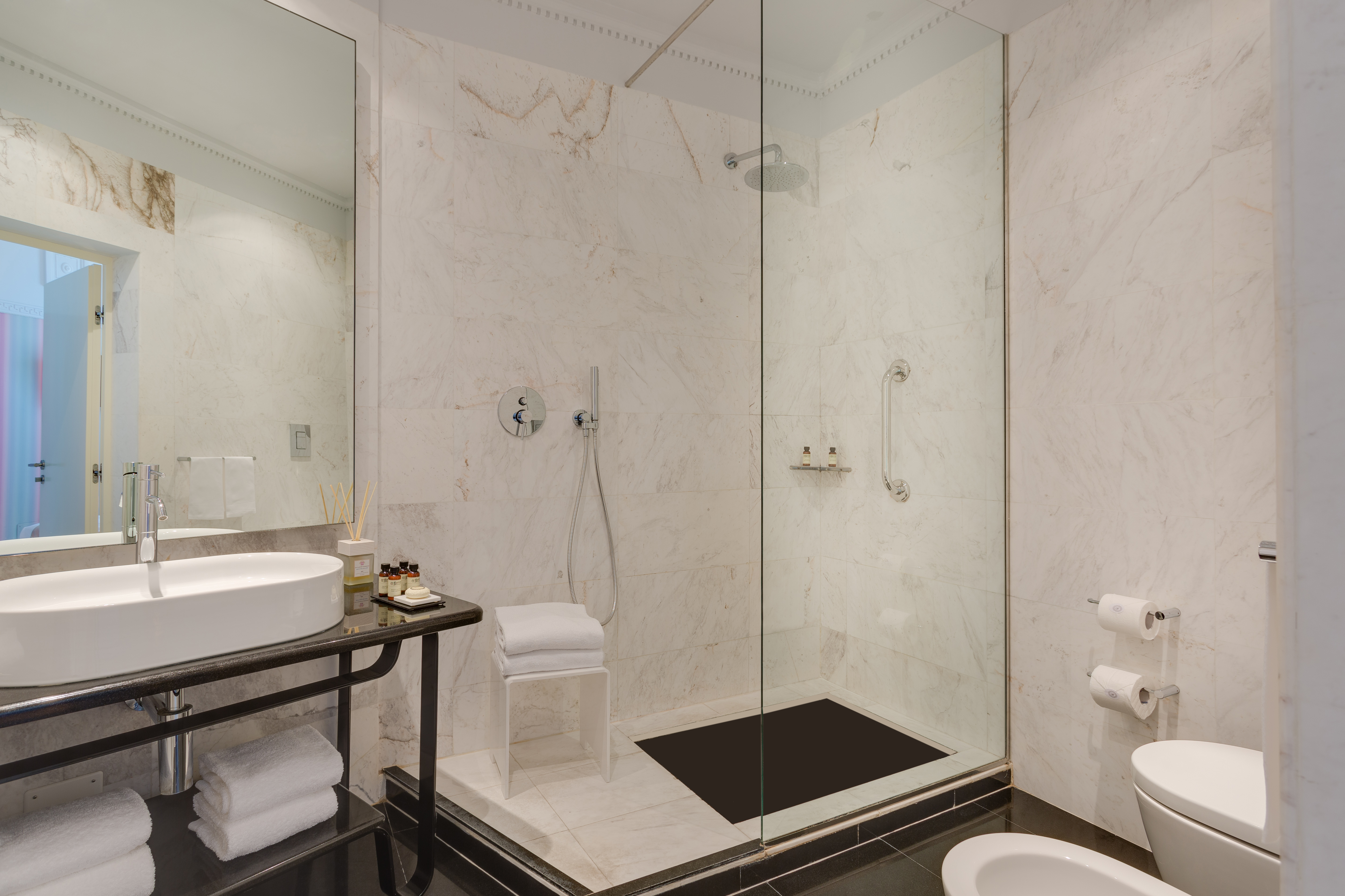 Double or Twin Deluxe Executive