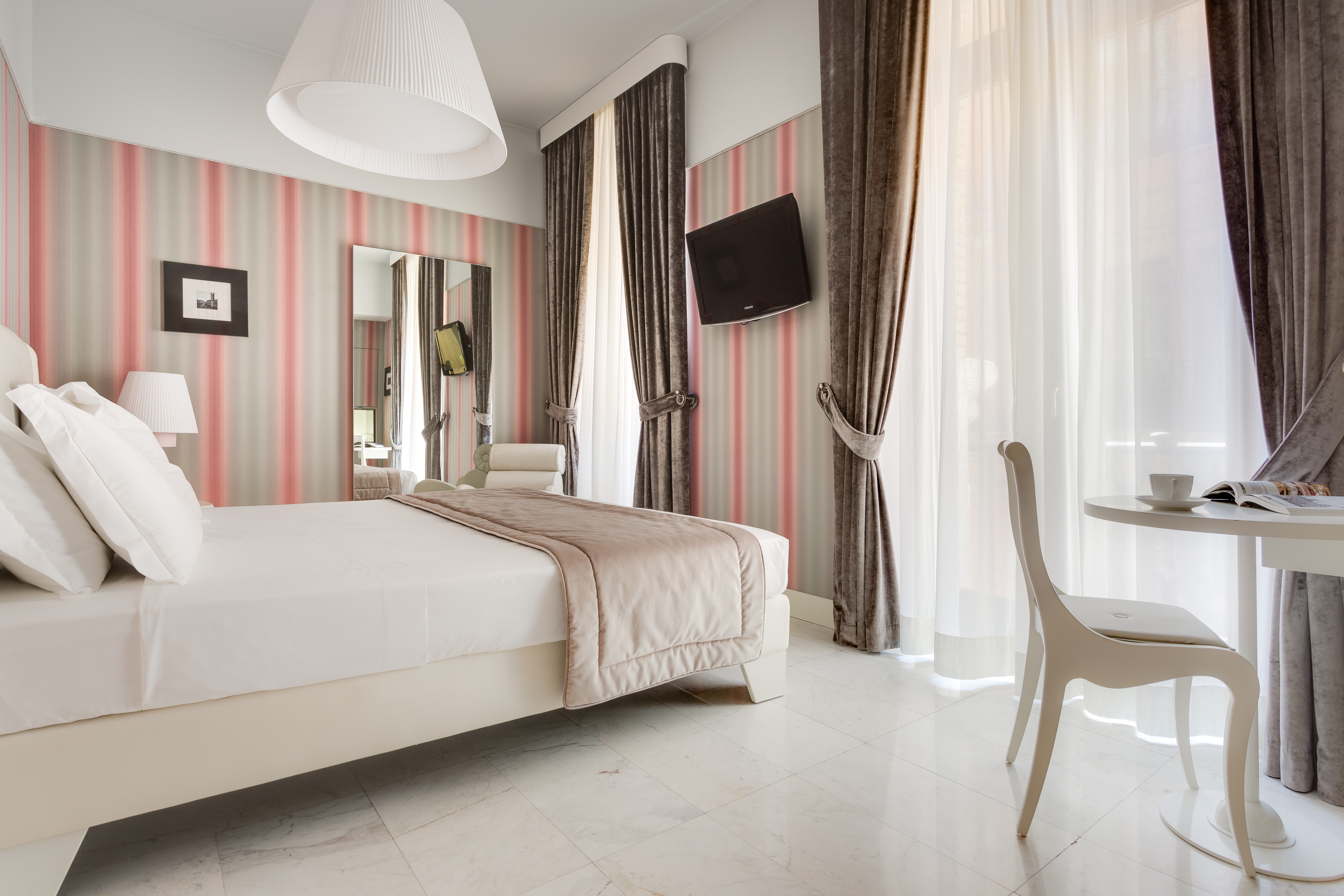 Double Single Superior