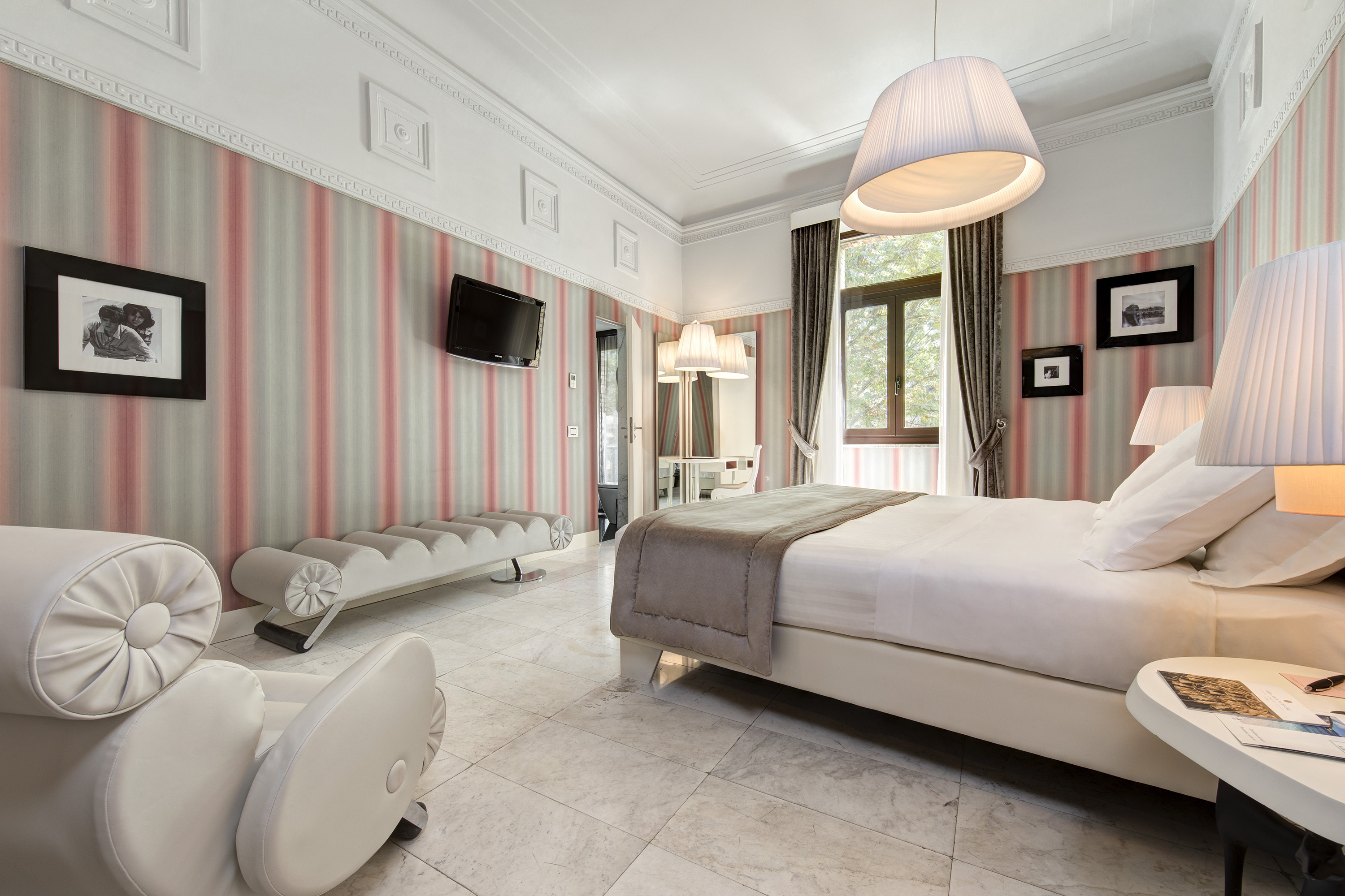 Double or Twin Deluxe