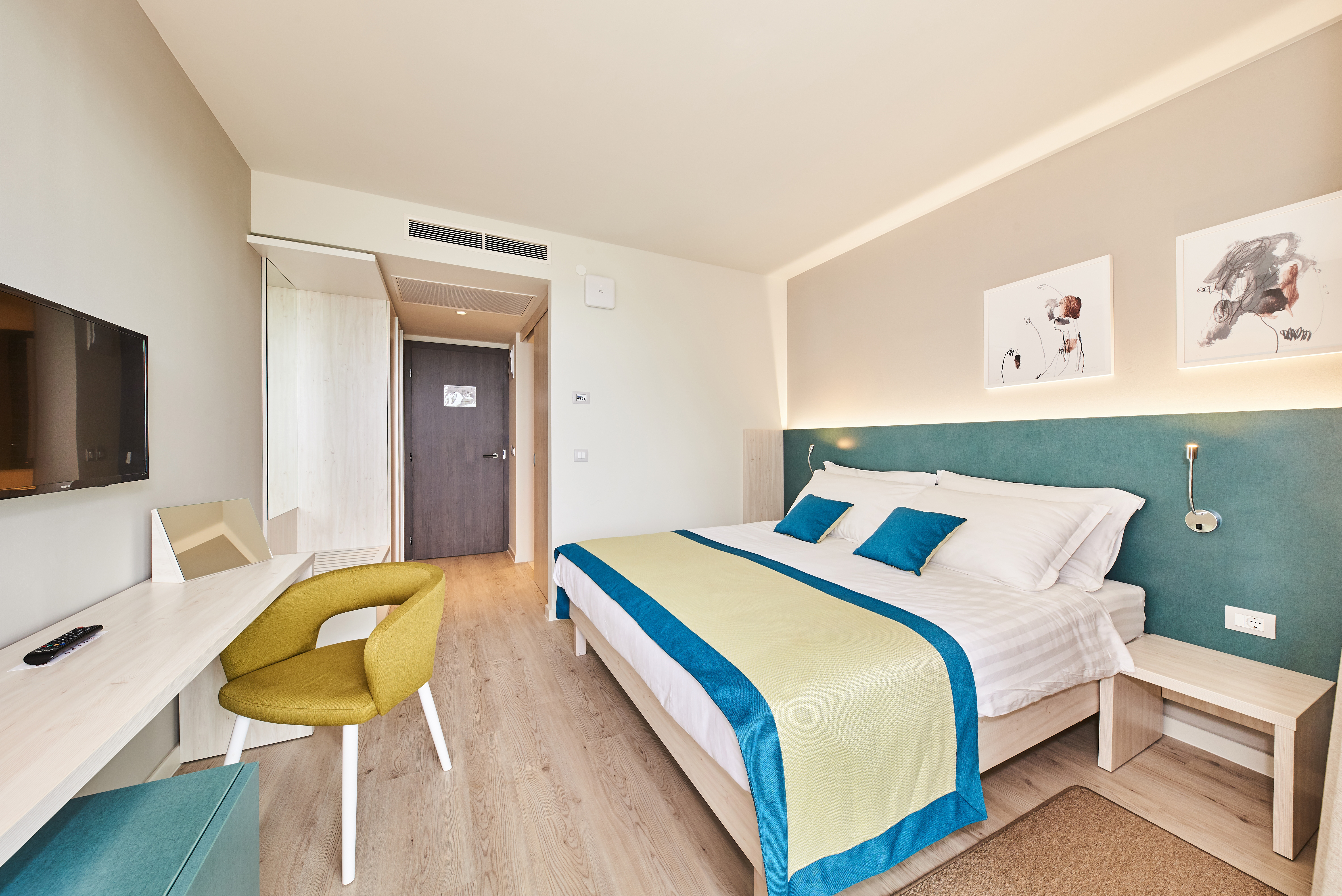 Double Classic with Balcony