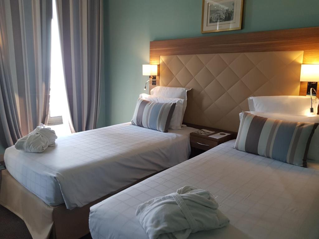 Double Single Sea View