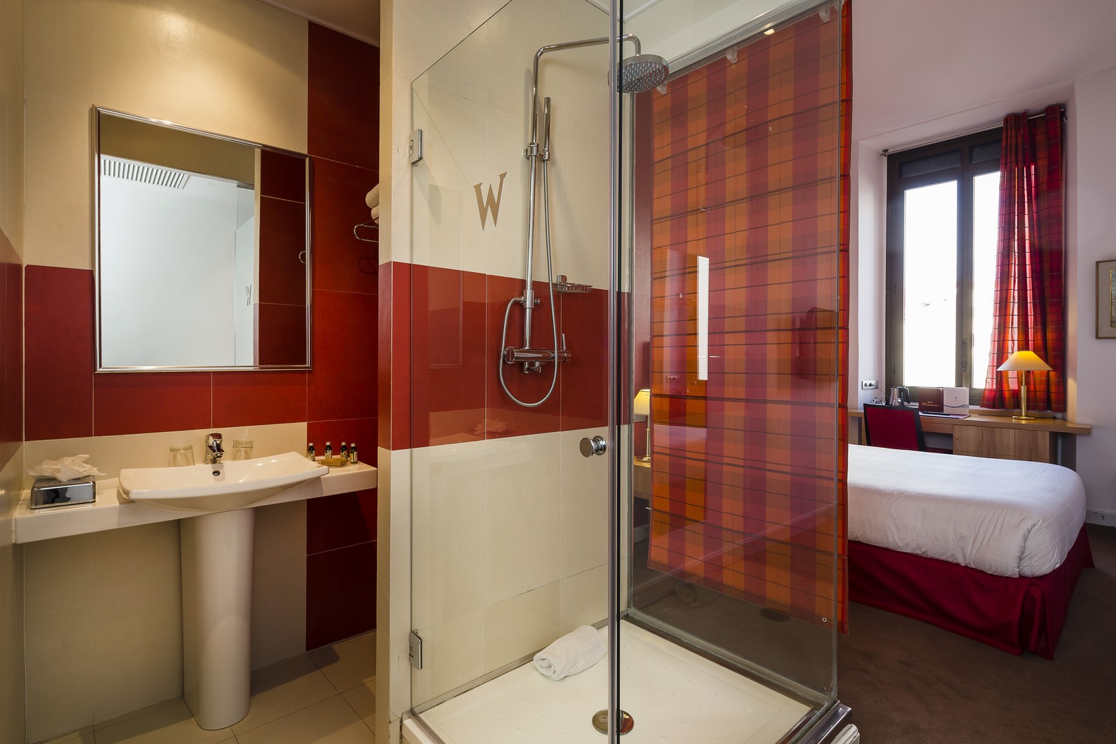 Double Single City View