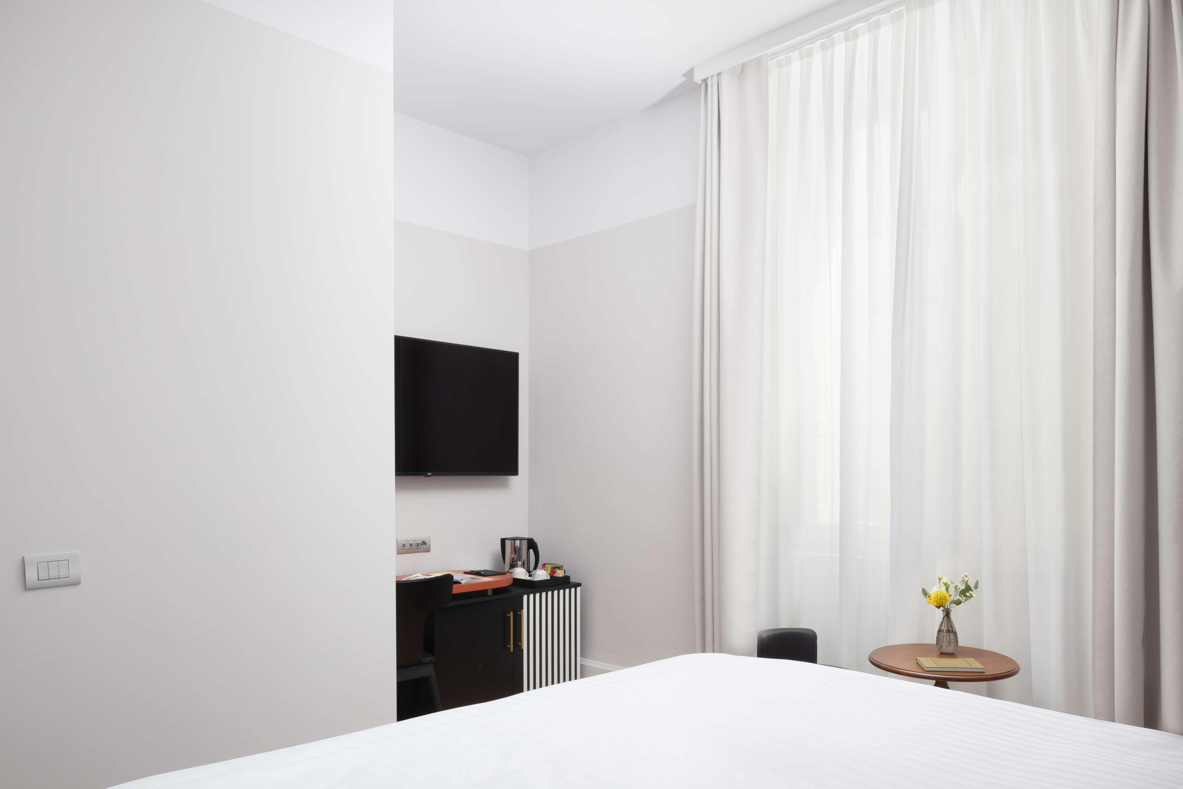 Double or Twin Premium King Bed