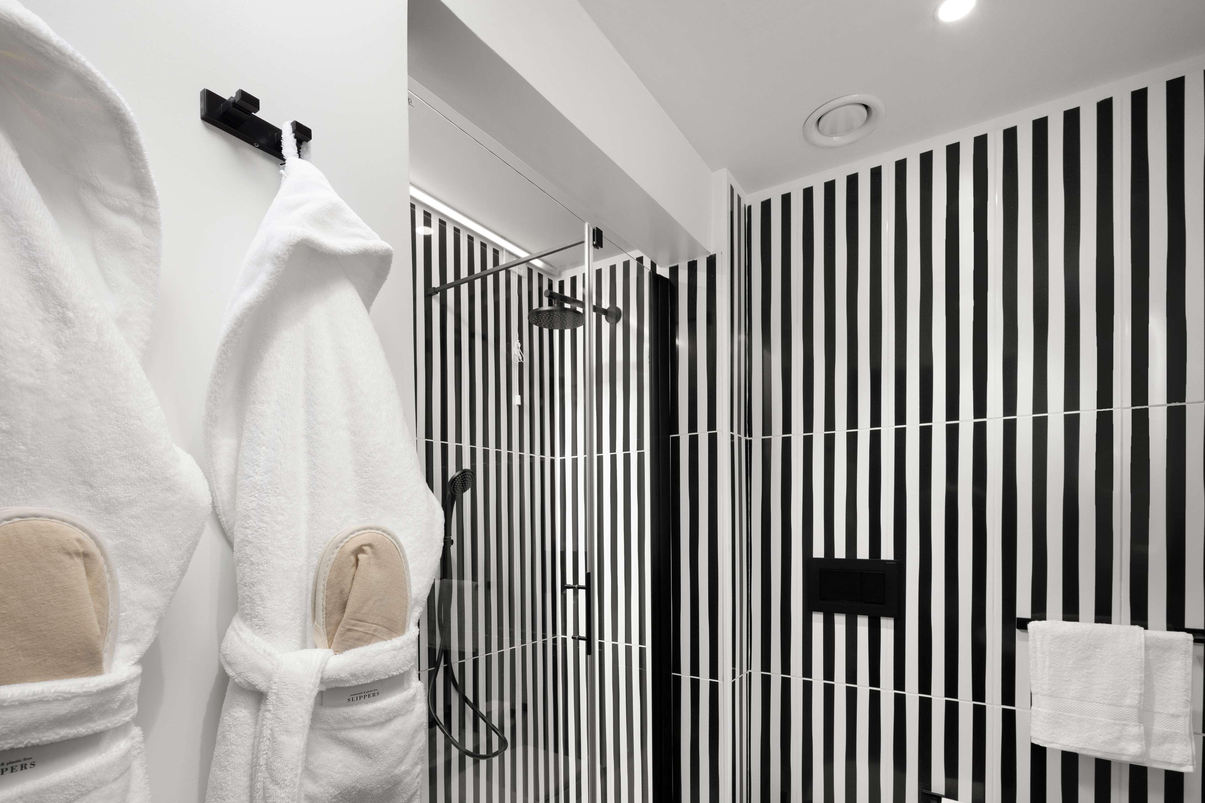 Double or Twin Deluxe