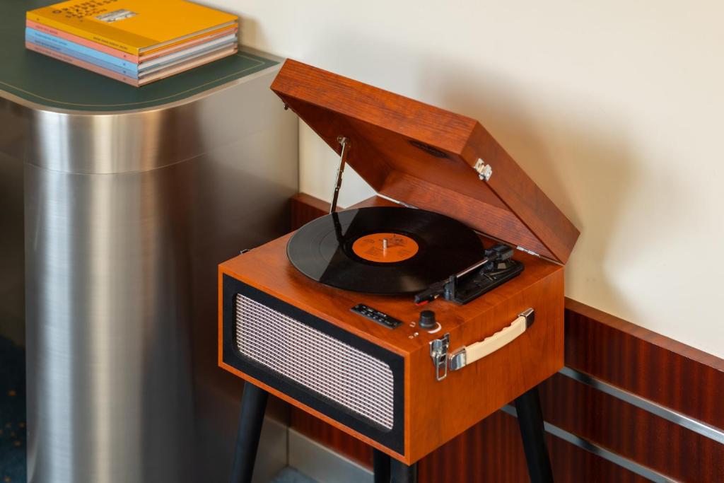 Double or Twin Deluxe