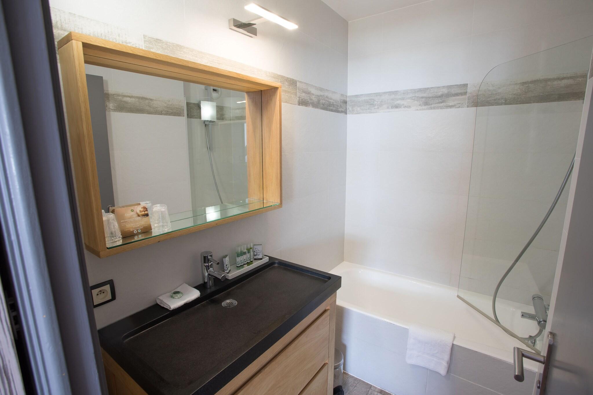 Family Room Three Beds