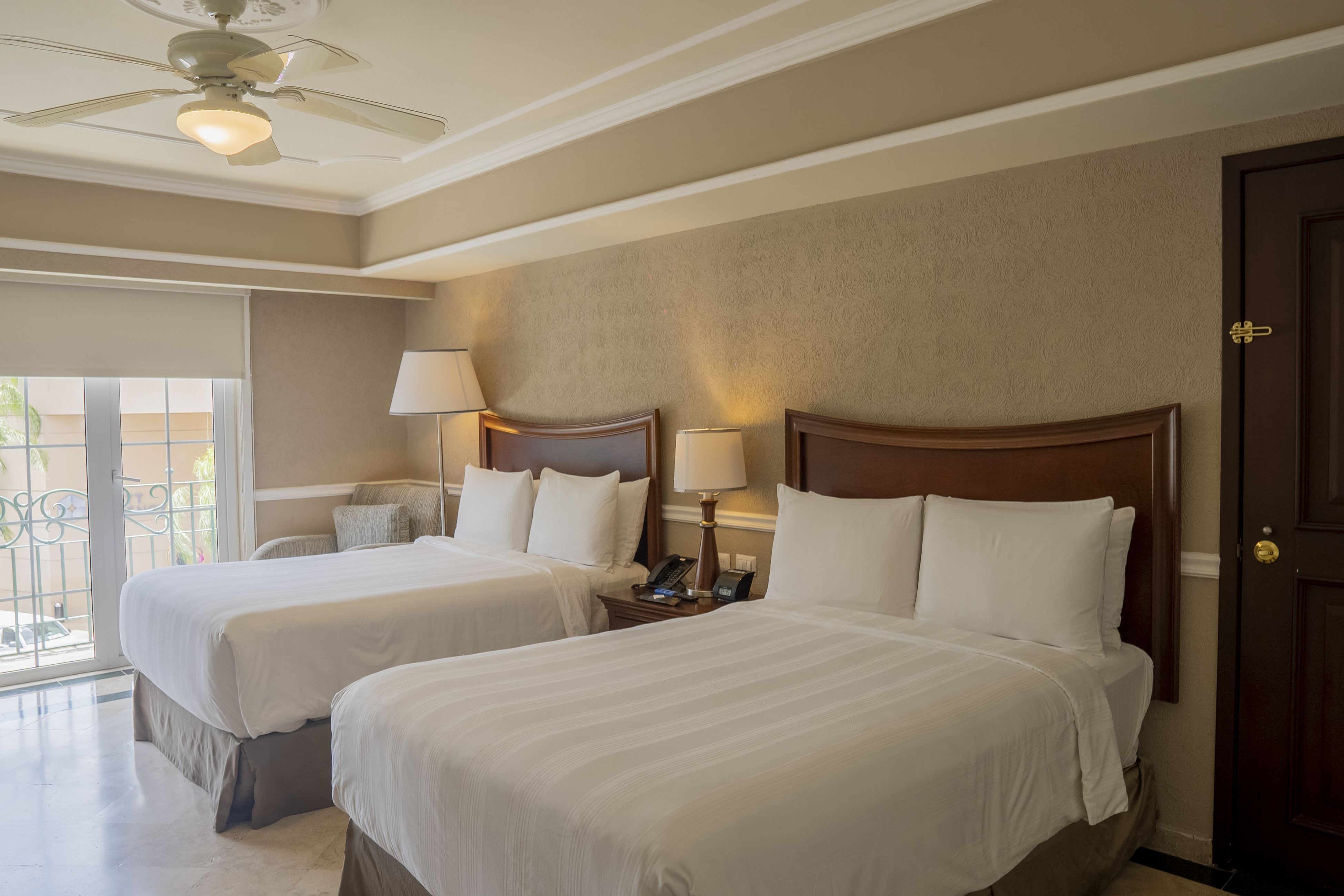 Twin Executive 2 Double Beds