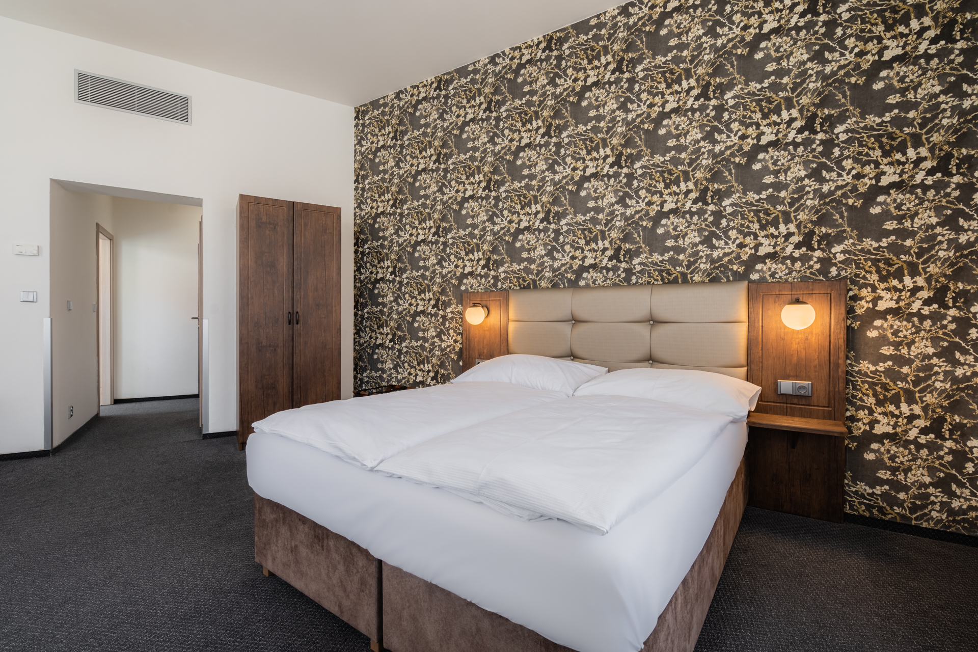 Family Room Superior