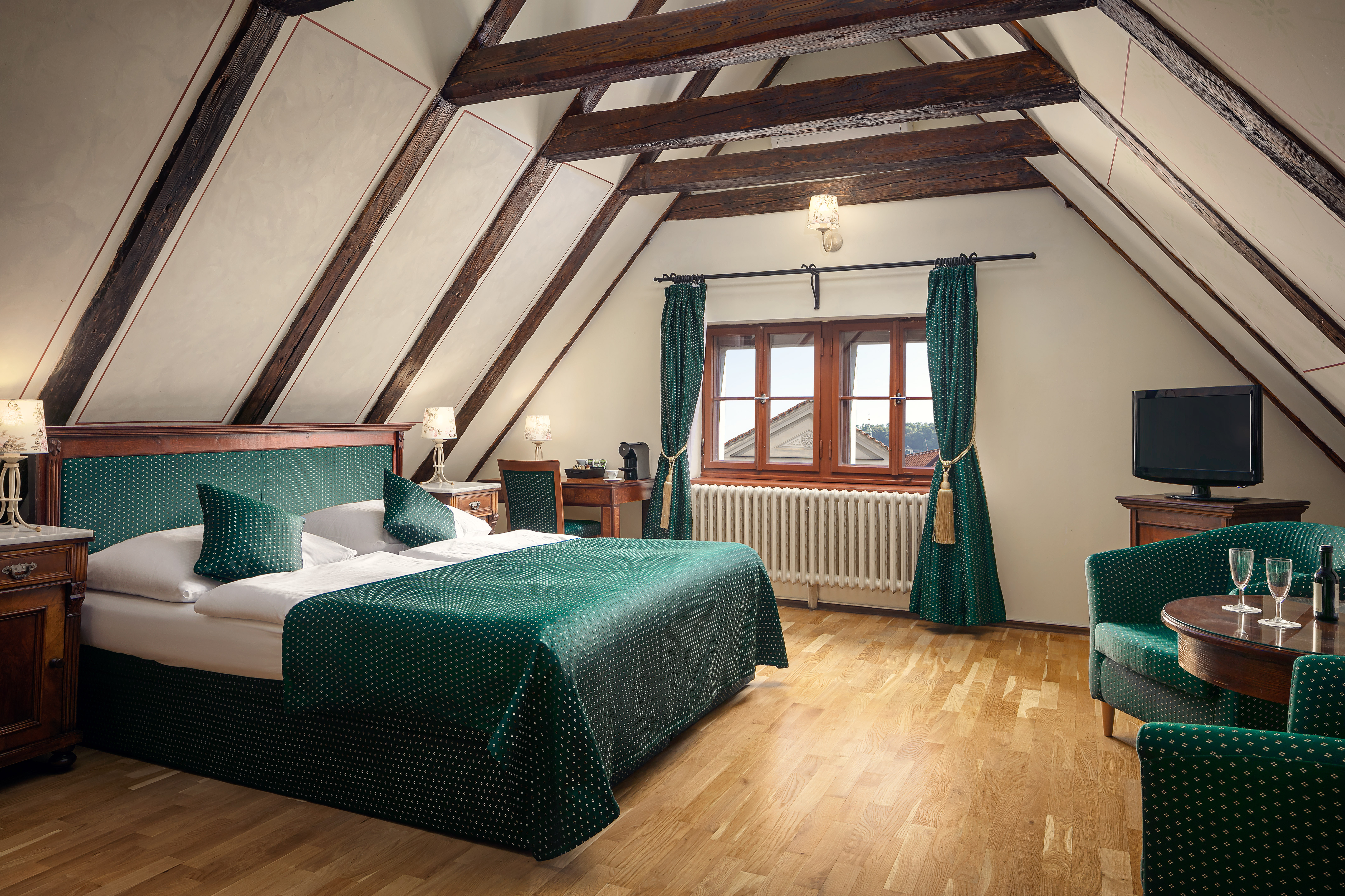 Double or Twin Deluxe