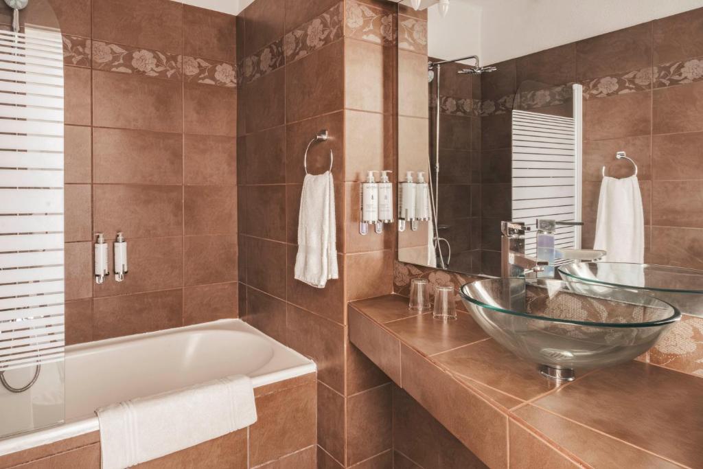 Double Deluxe Beach Front