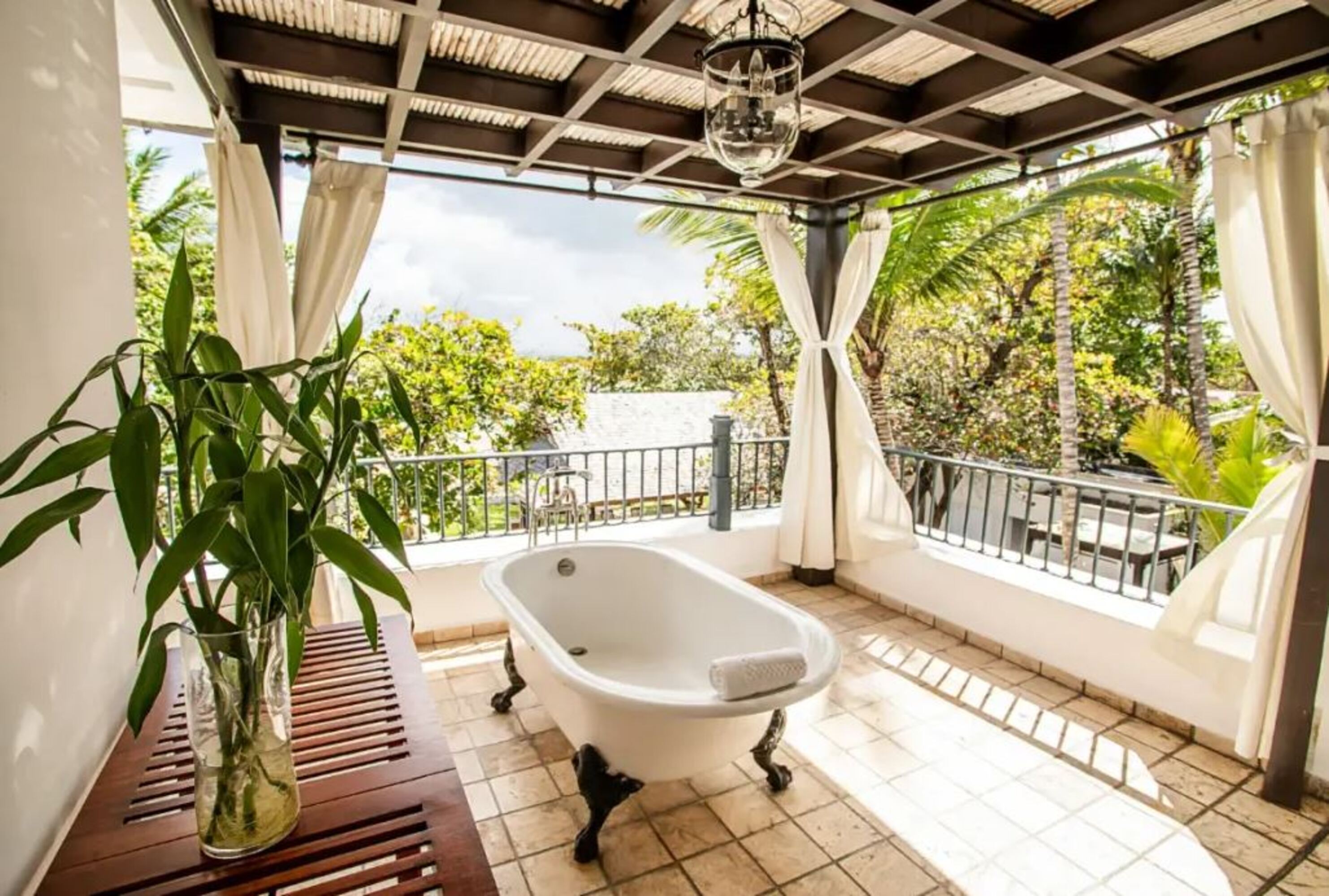 Junior Suite Ocean Front