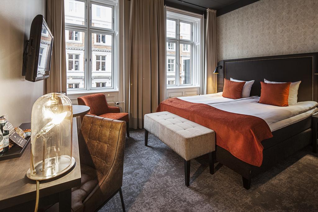 Double or Twin Superior