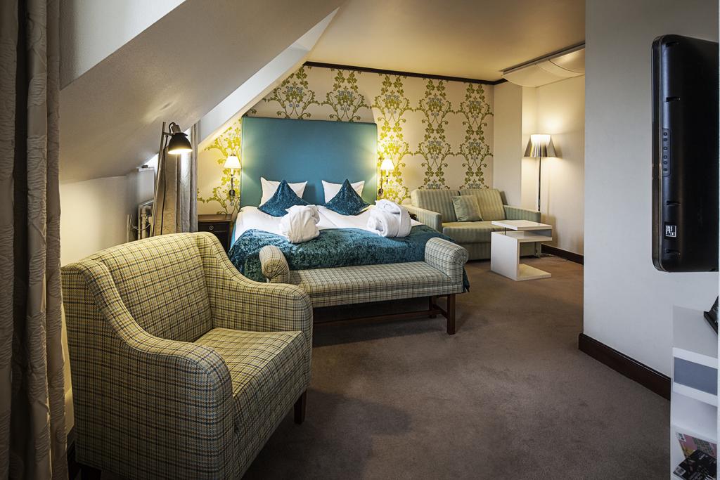 Double or Twin Deluxe