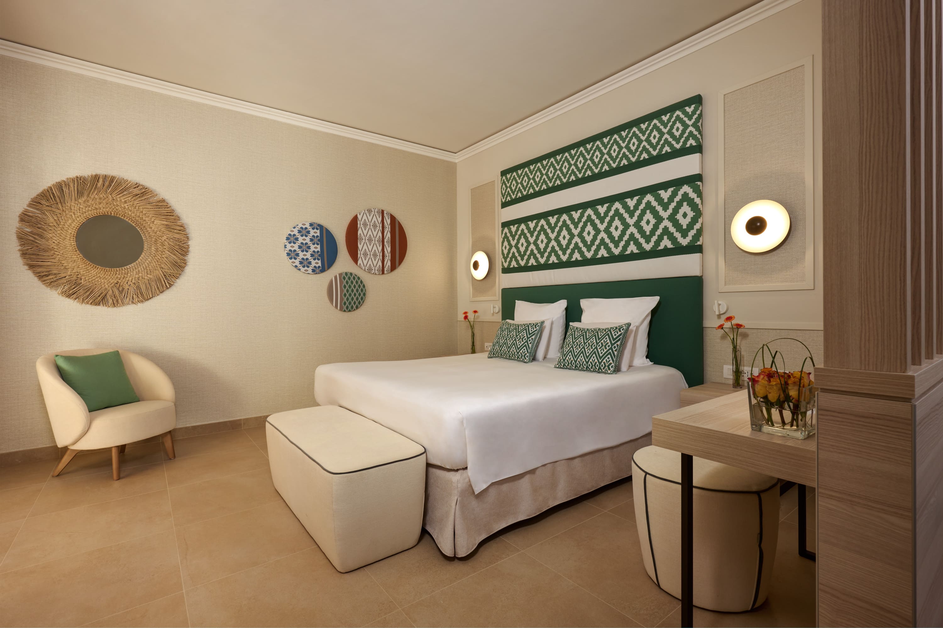 Double Deluxe King Bed