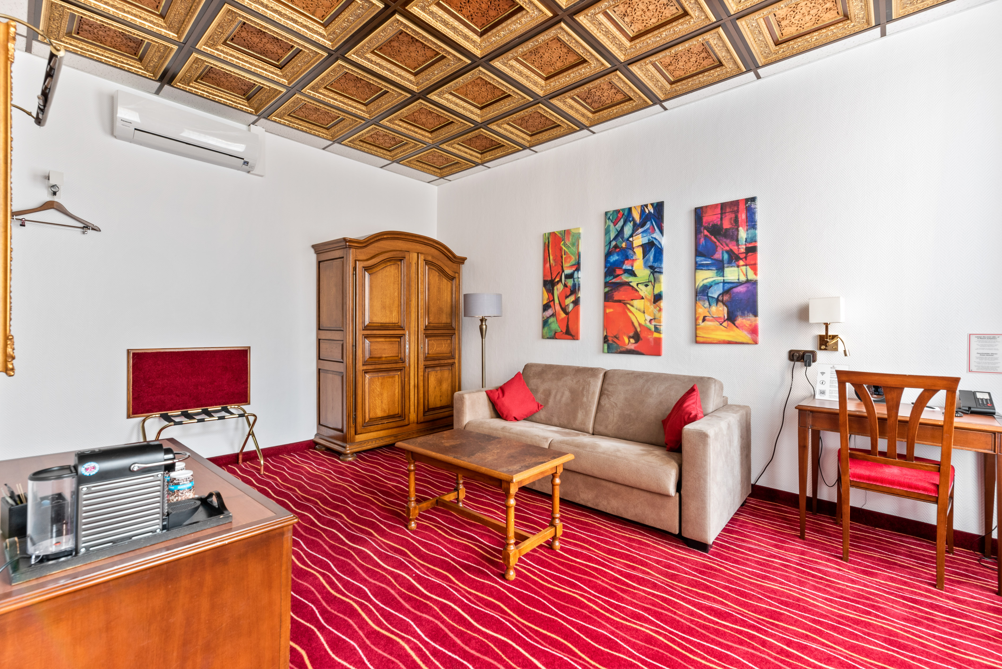 Family Room Superior