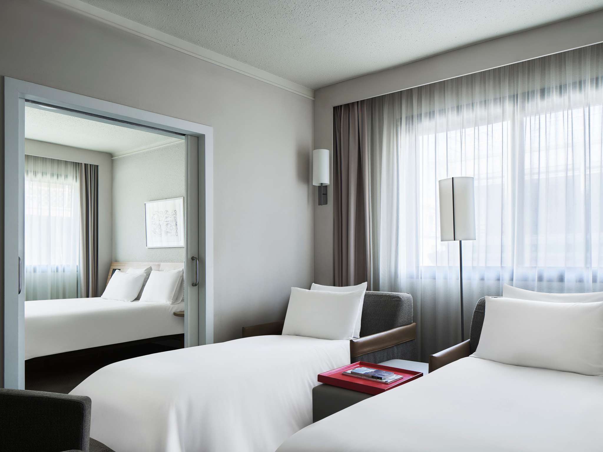 Family Room Executive