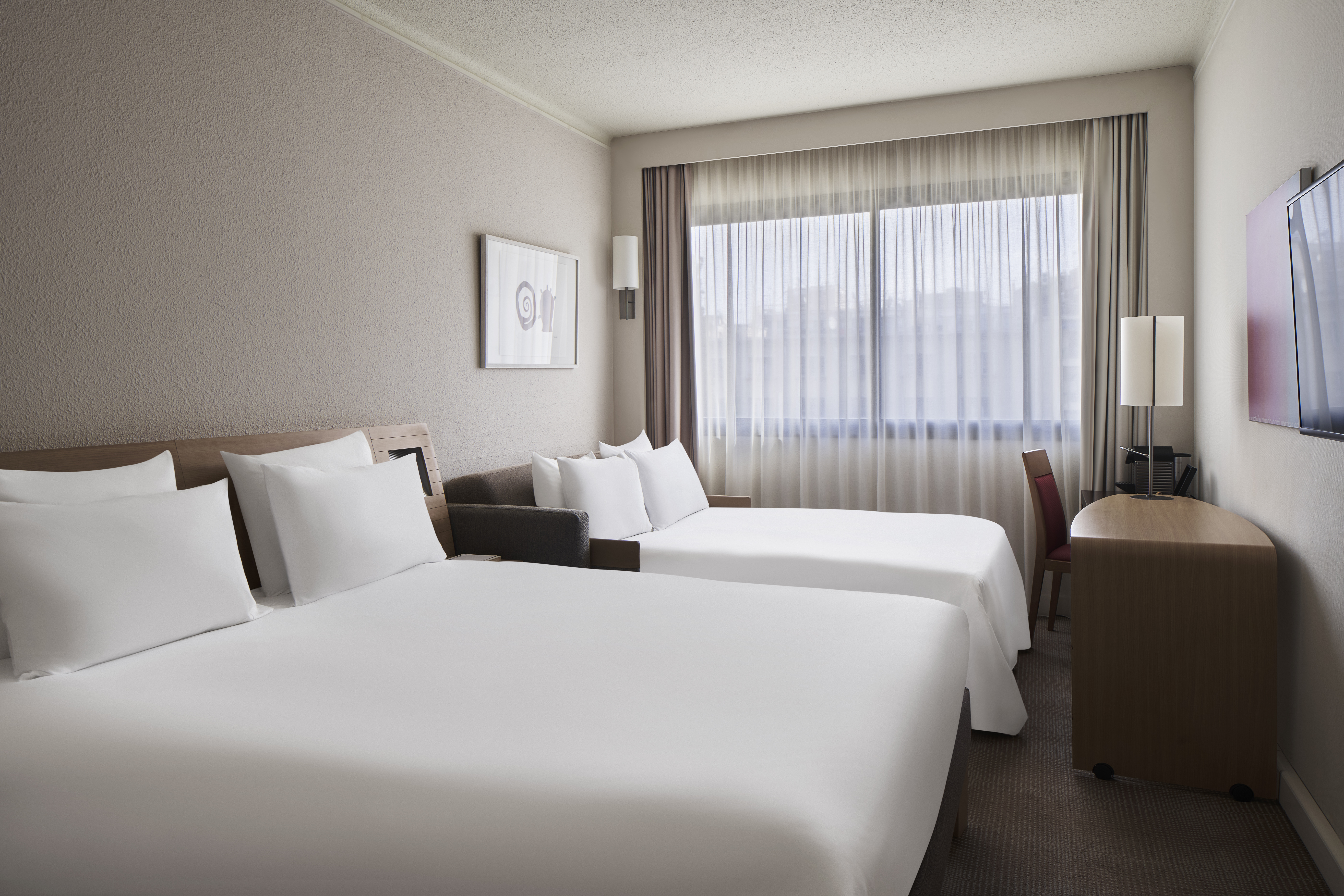 Family Room Executive