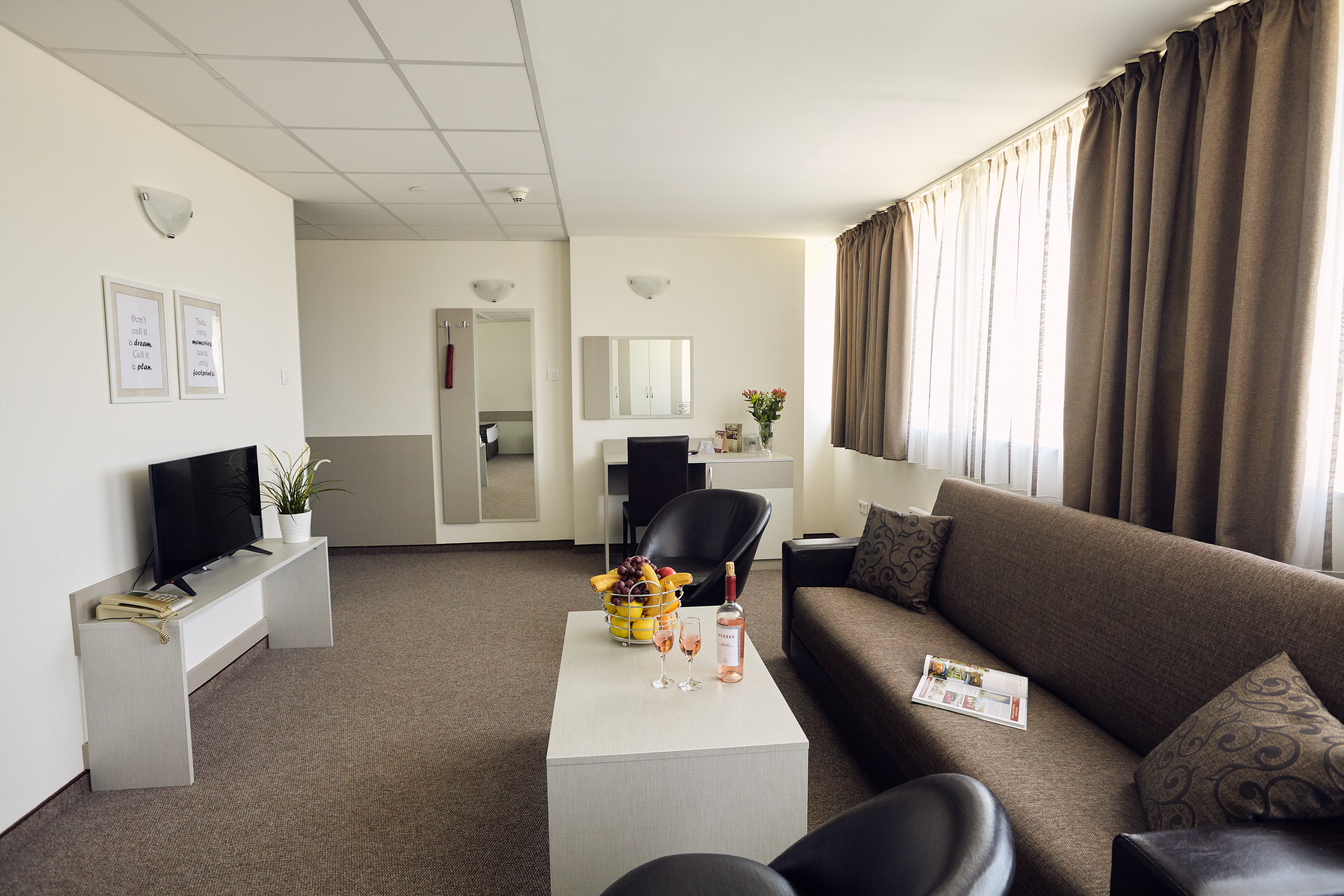 Junior Suite Capacity 1