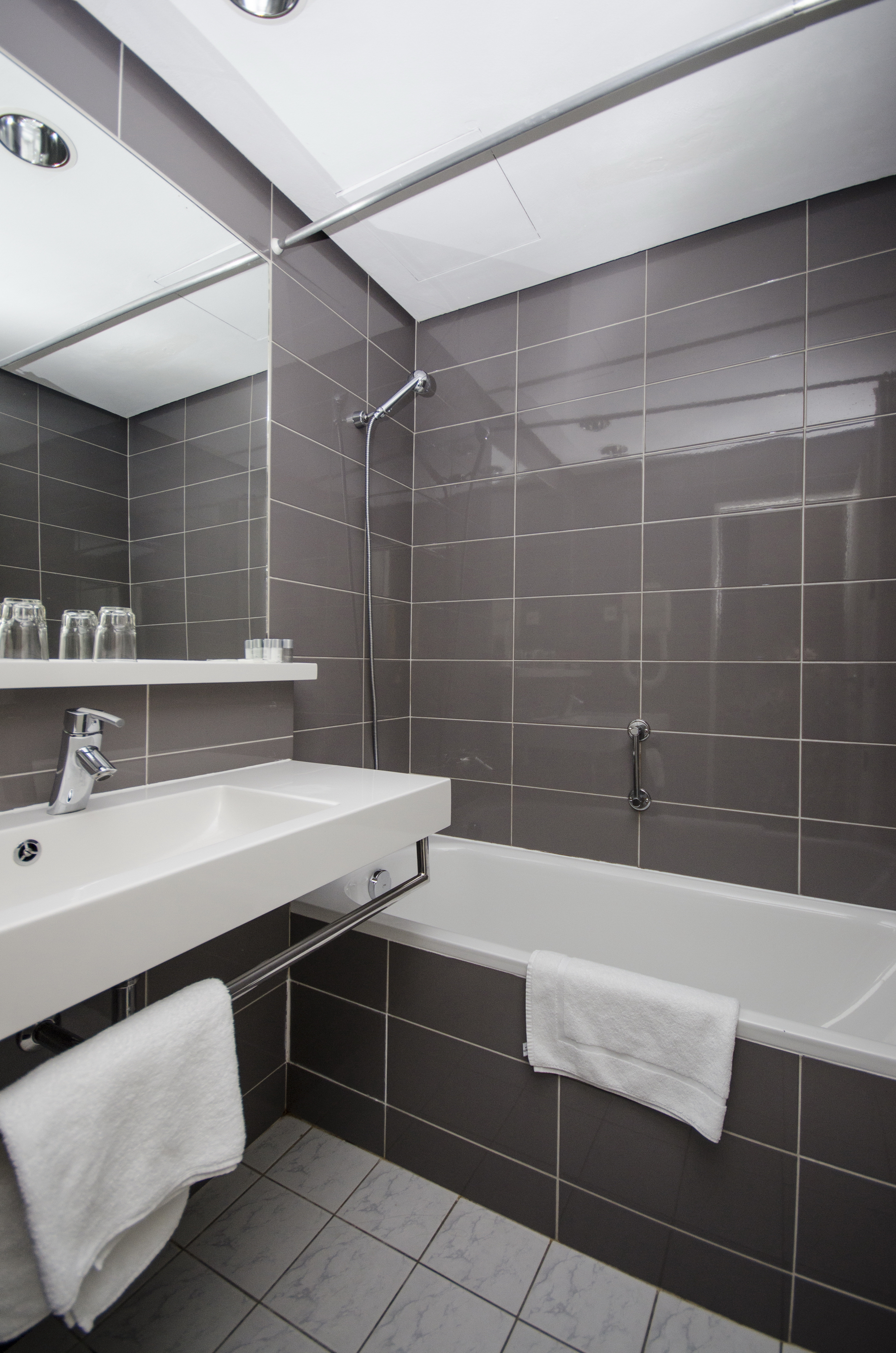 Double or Twin Standard