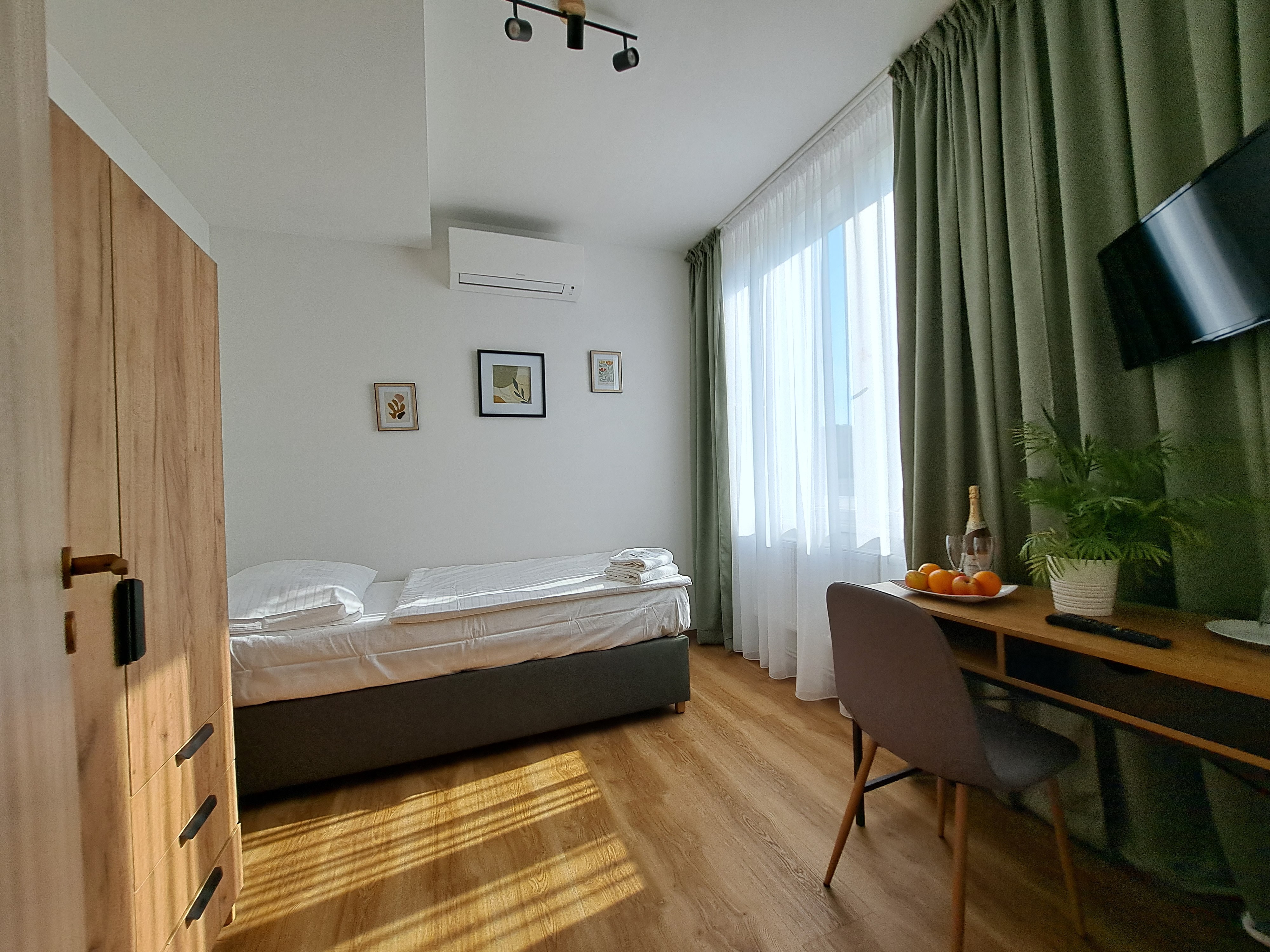 Single One Bedroom One Bathroom