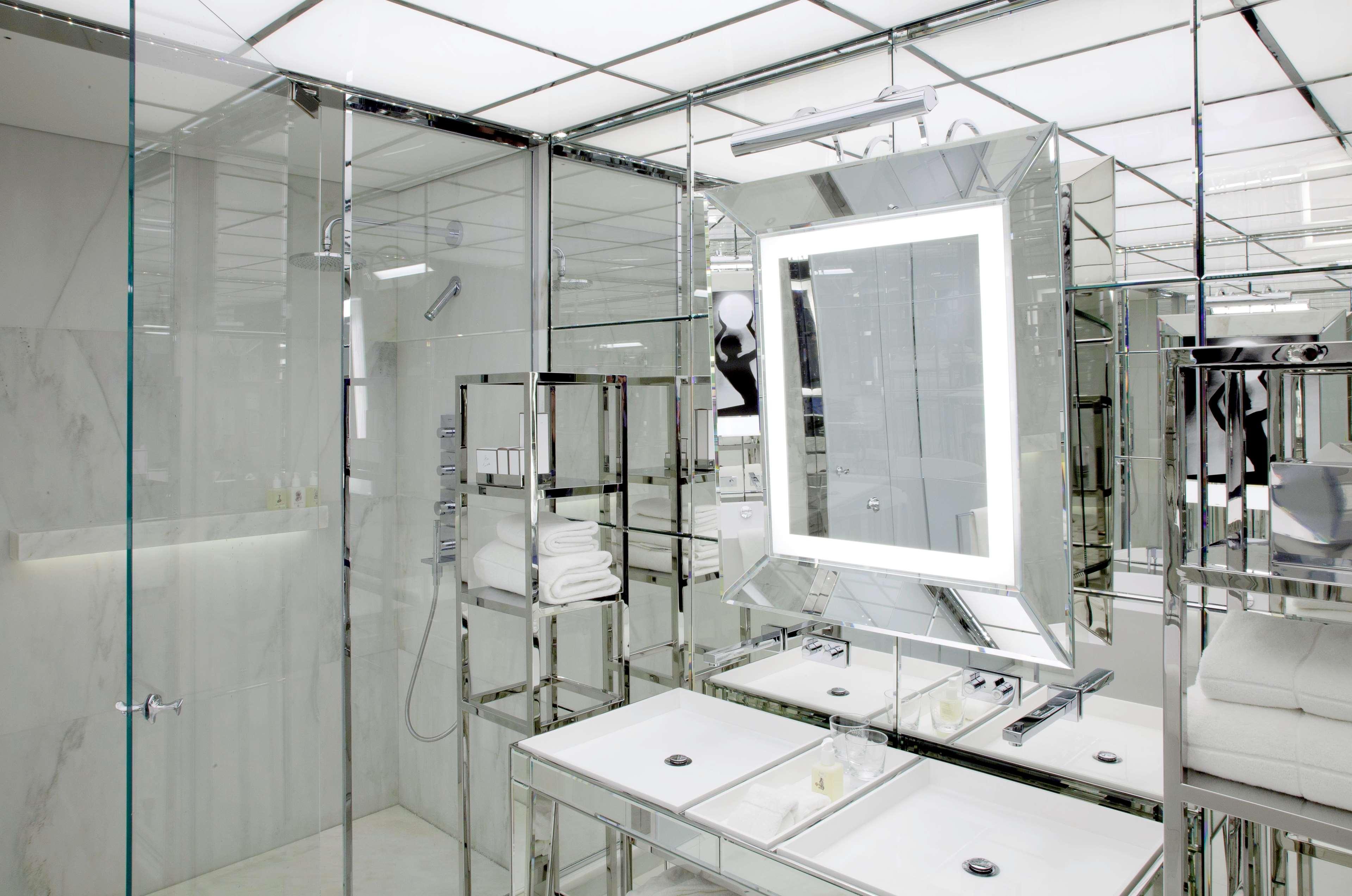 Room Executive King Bed