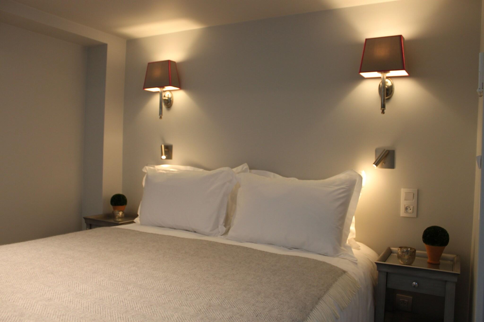 Double Classic Two Queen Beds