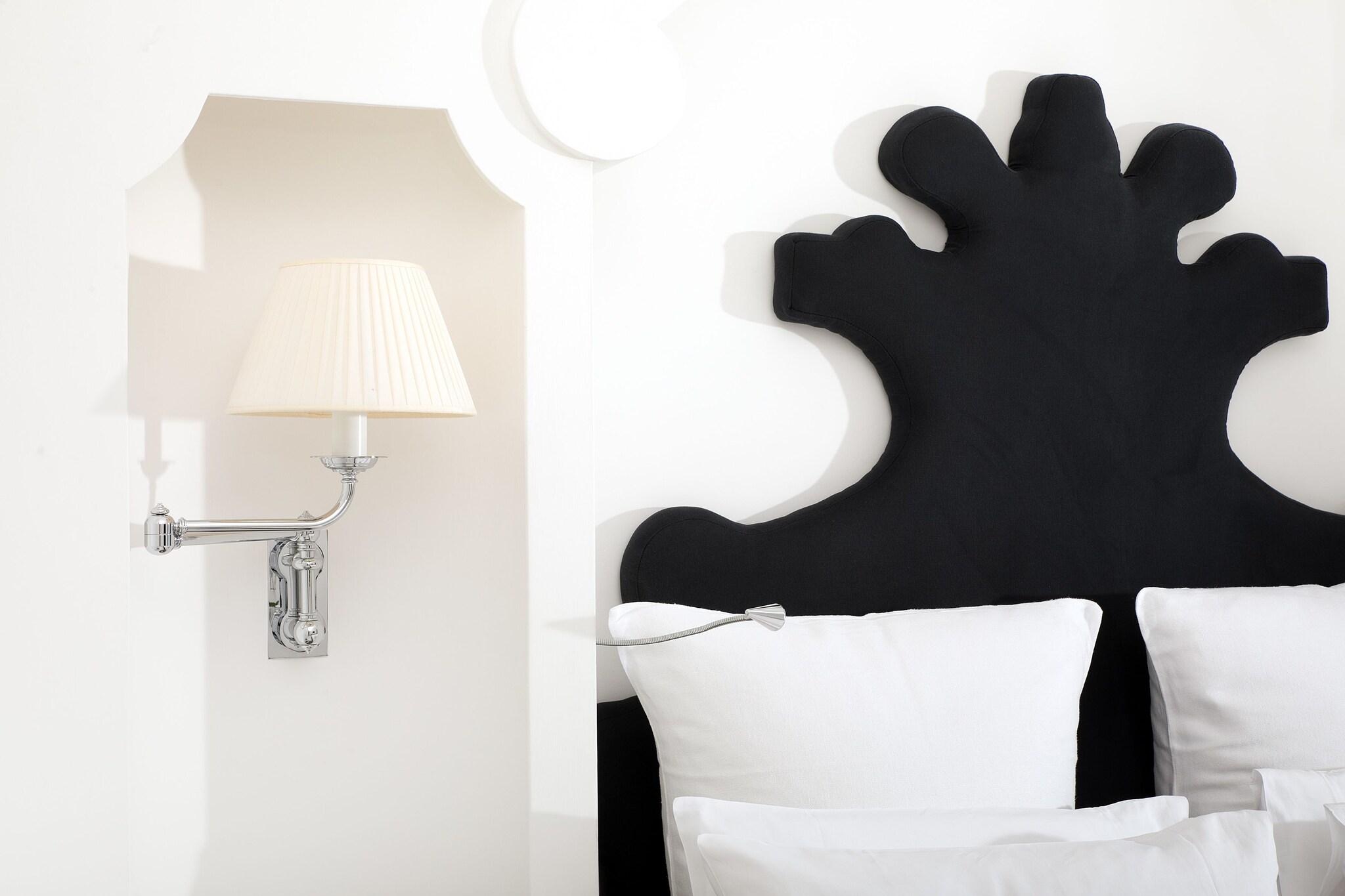 Double Deluxe King Bed