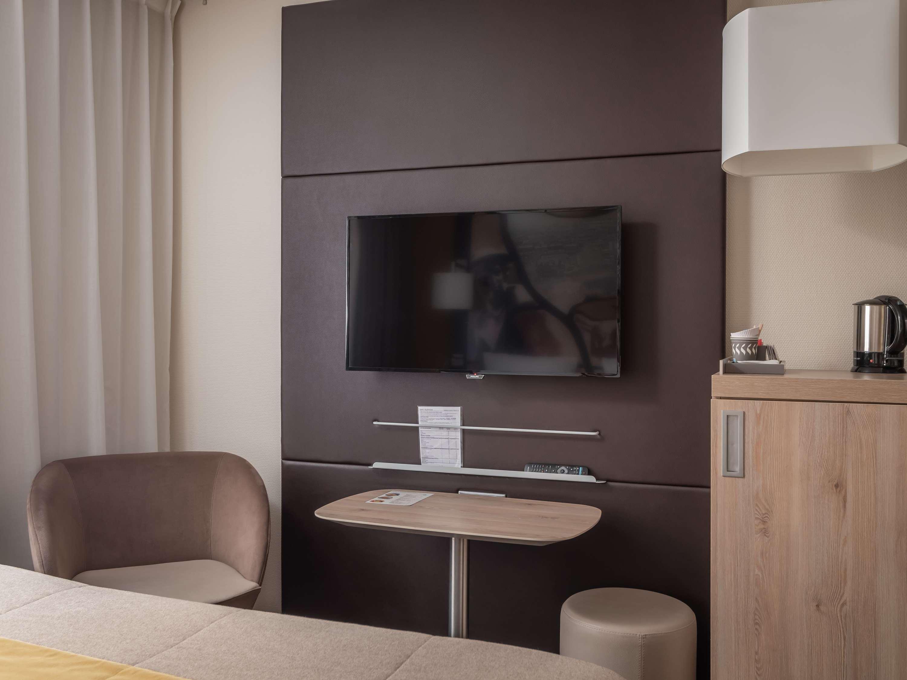 Family Room Connecting Room