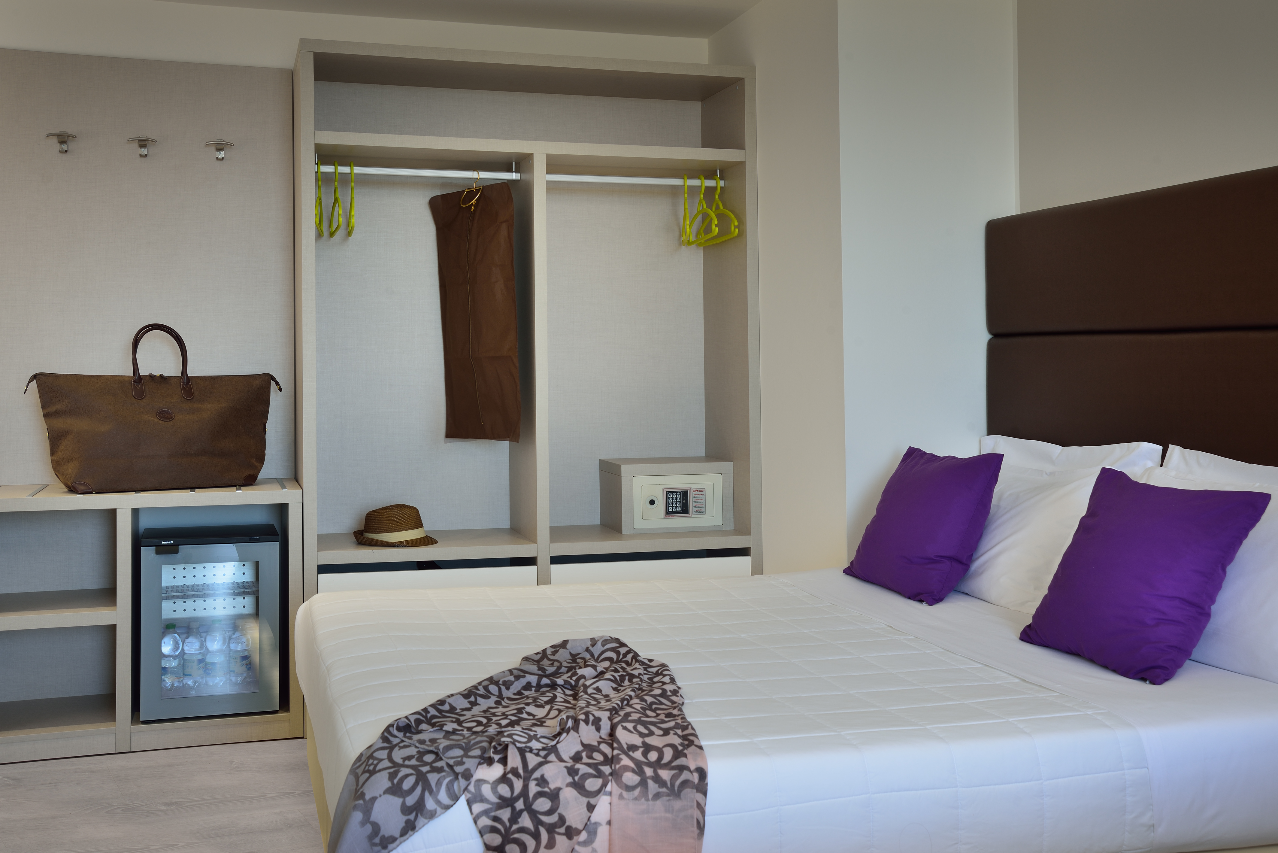 Double Single Superior