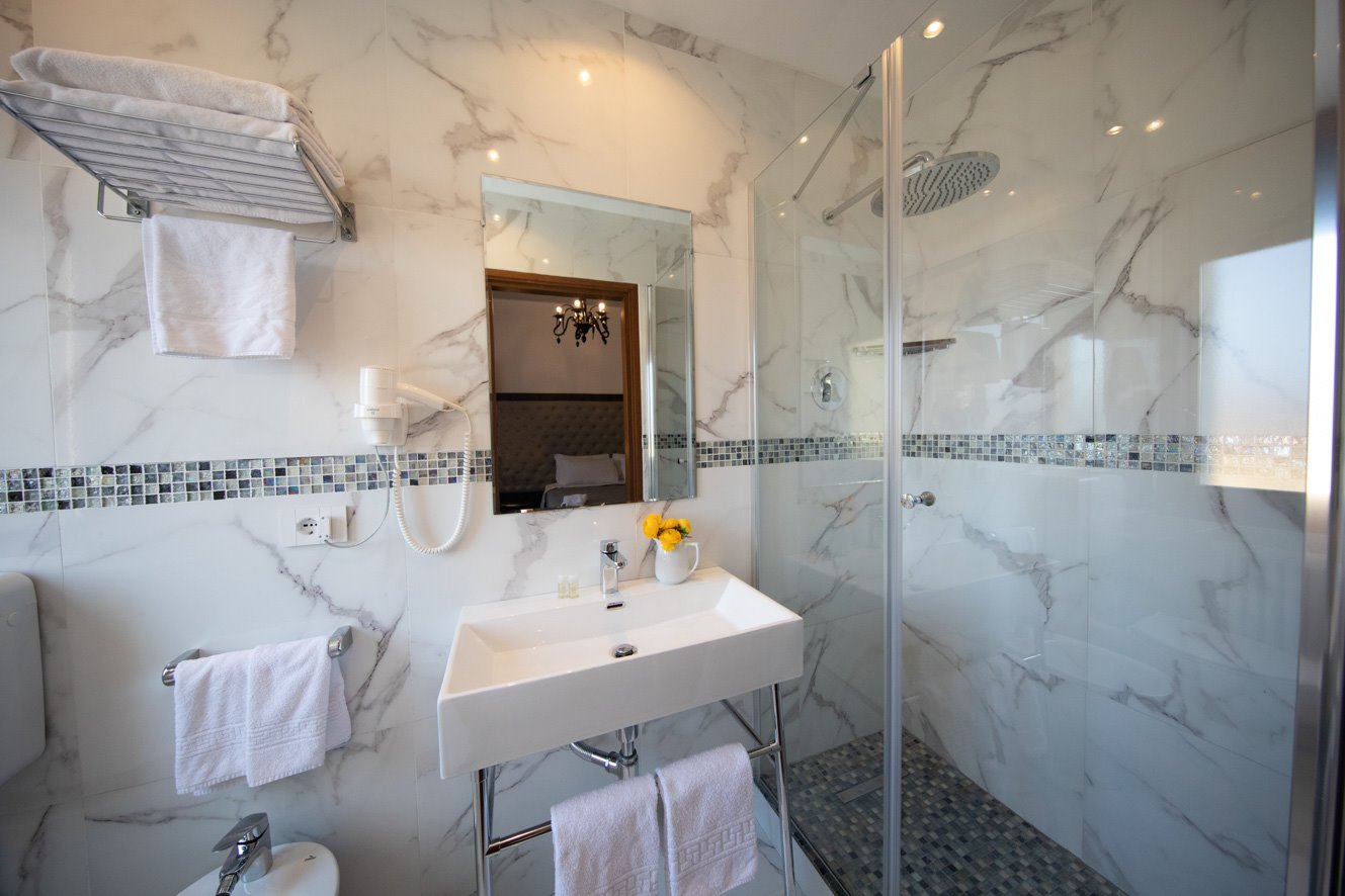 Double Single Deluxe