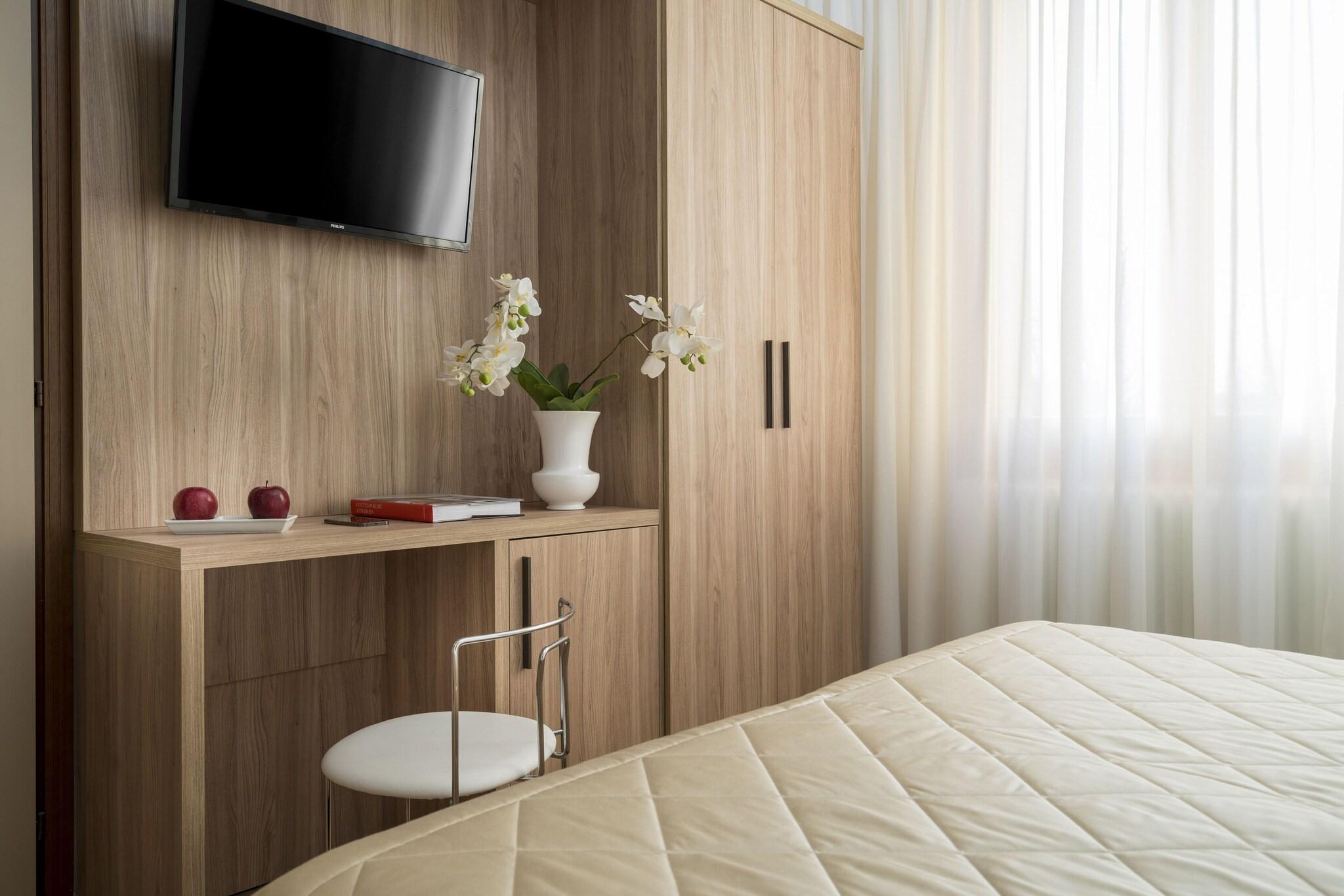 Double or Twin Executive