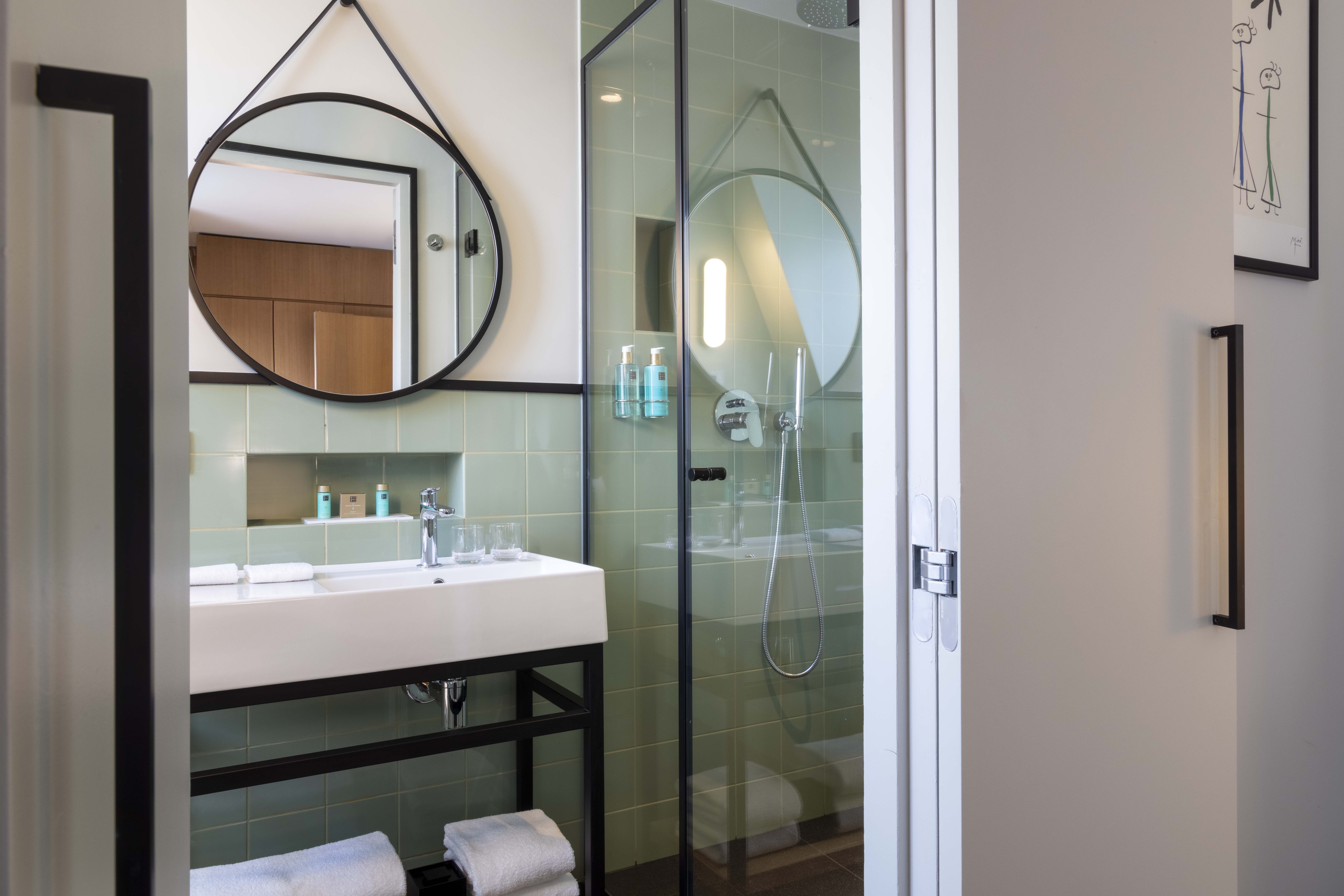 Double or Twin Deluxe