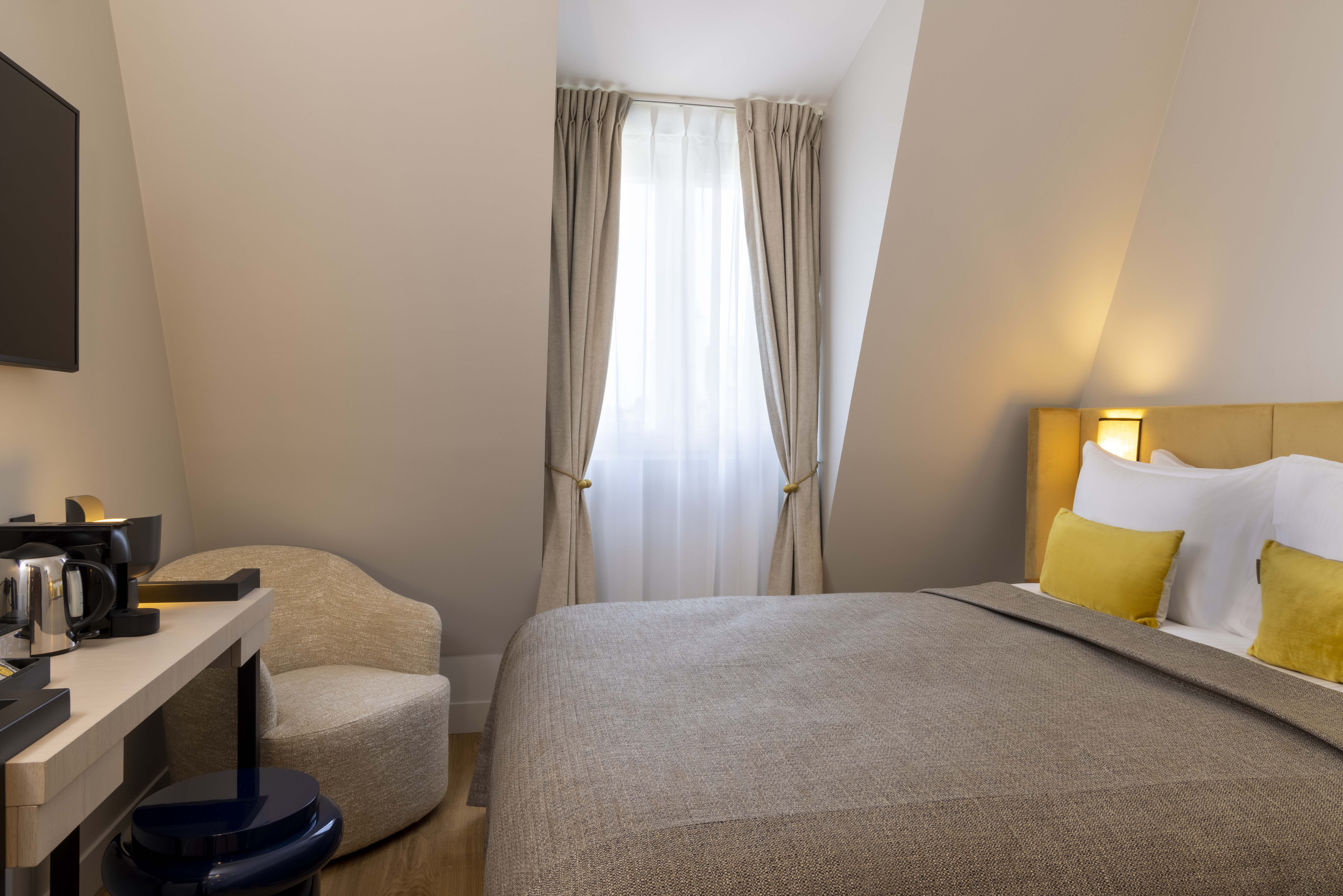 Double or Twin Deluxe