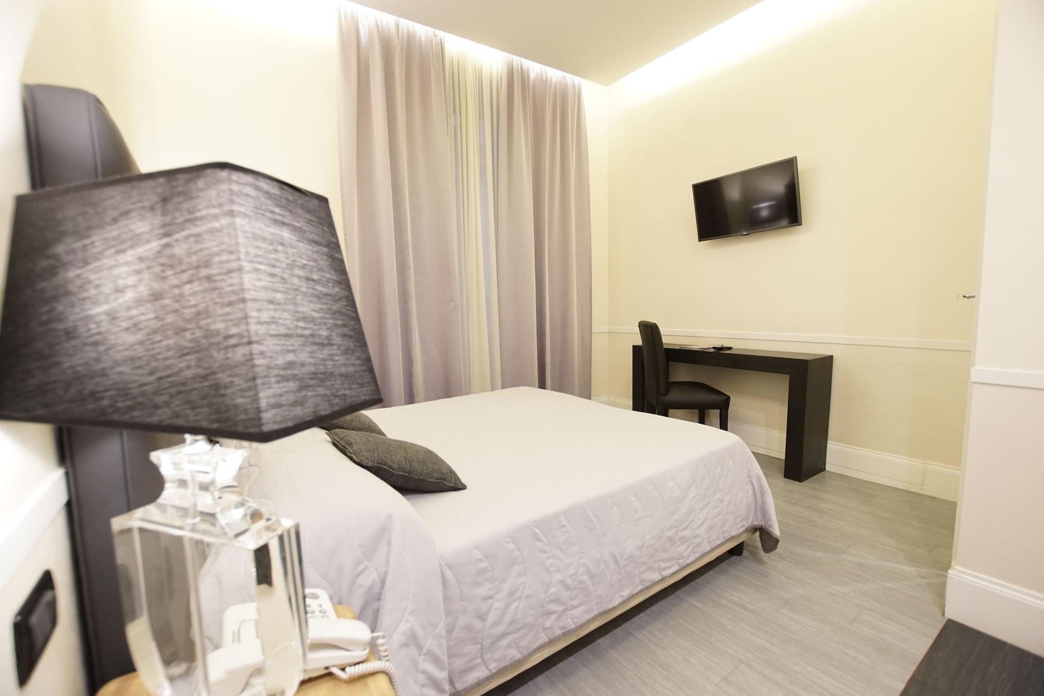 Double Queen Size Bed