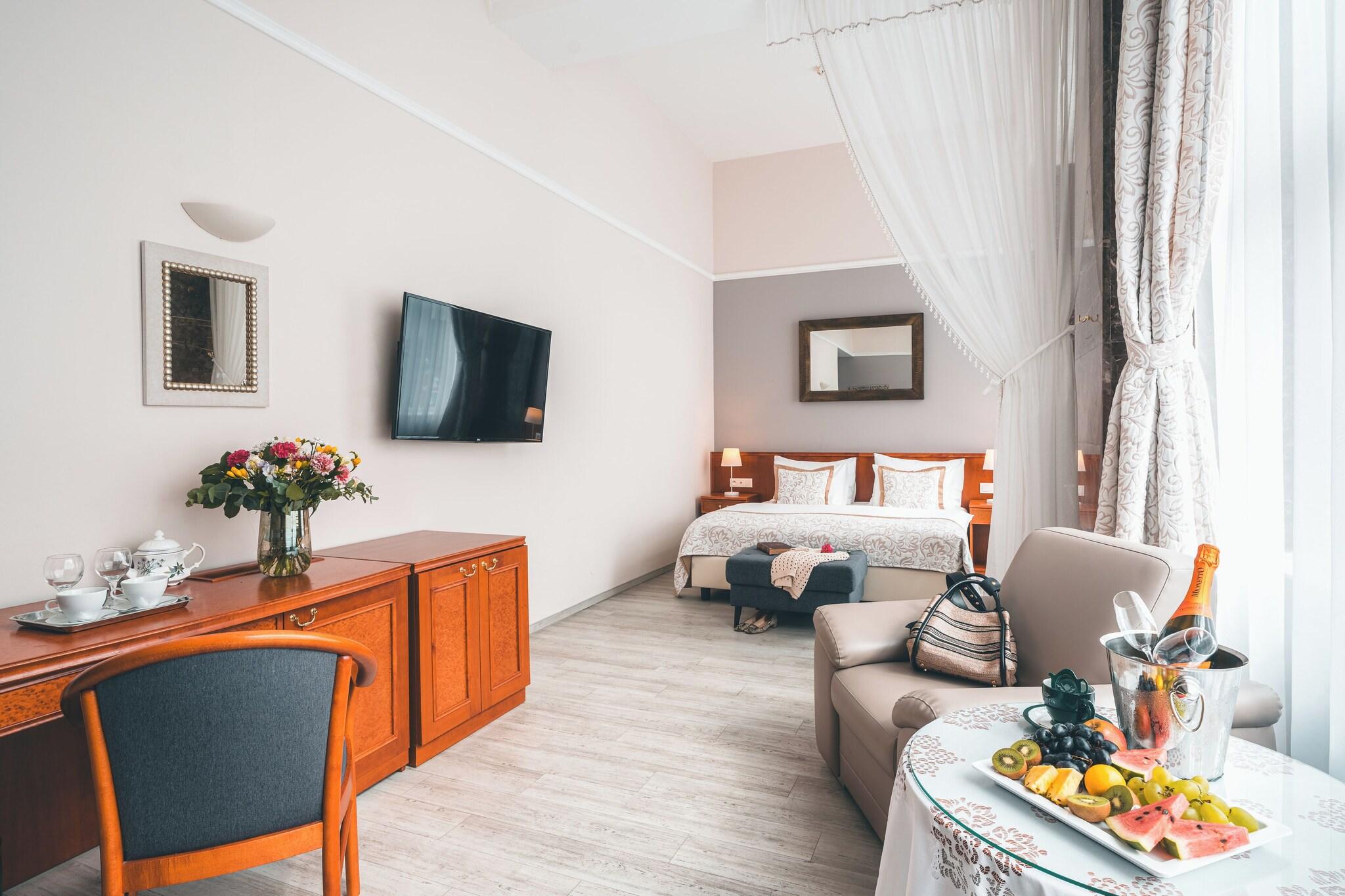 Junior Suite with Double Bed