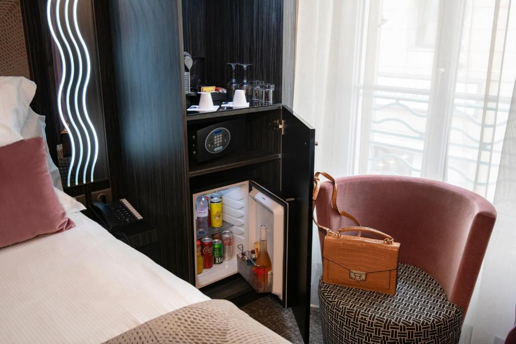 Twin Superior City View