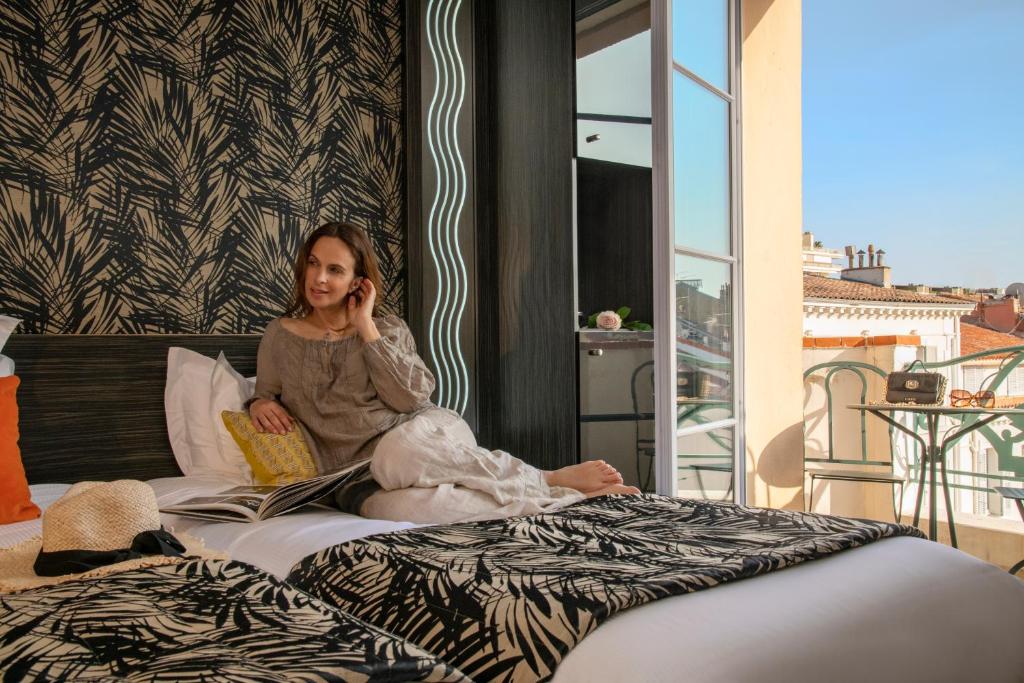 Twin Deluxe with Balcony