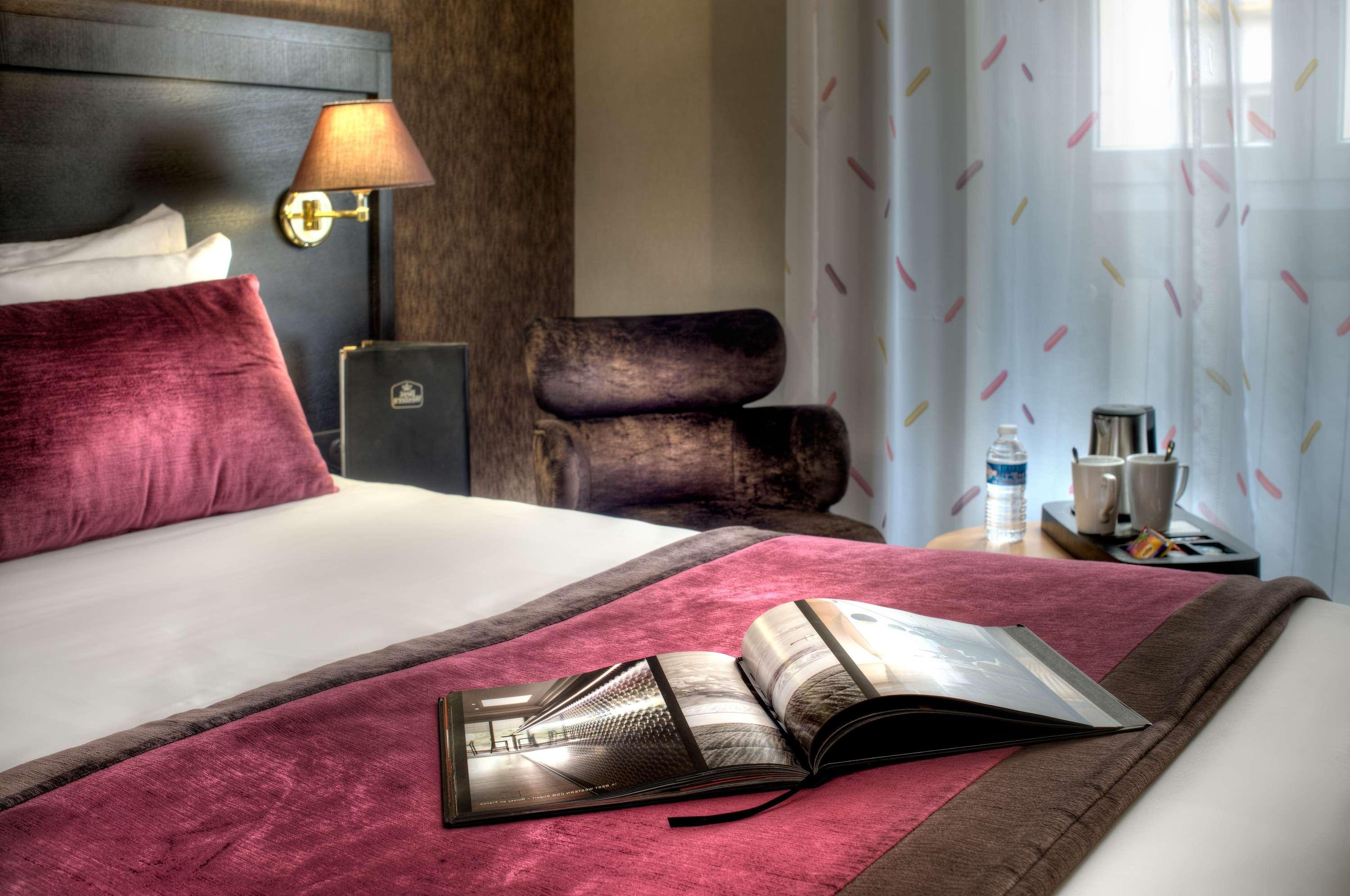 Double Deluxe Queen Bed