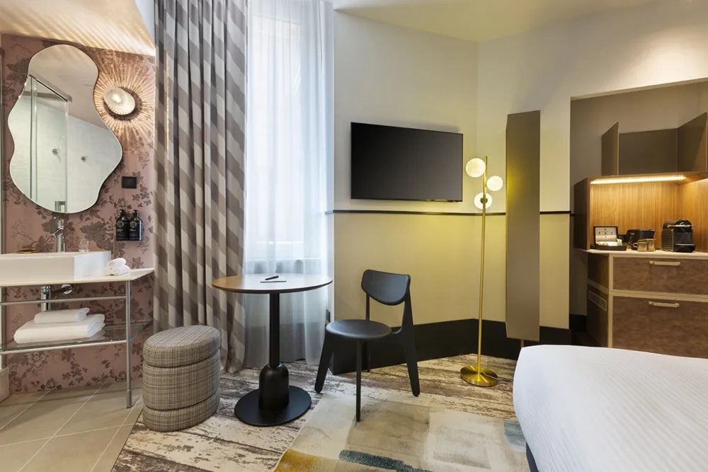 Suite Queen Bed Non Smoking