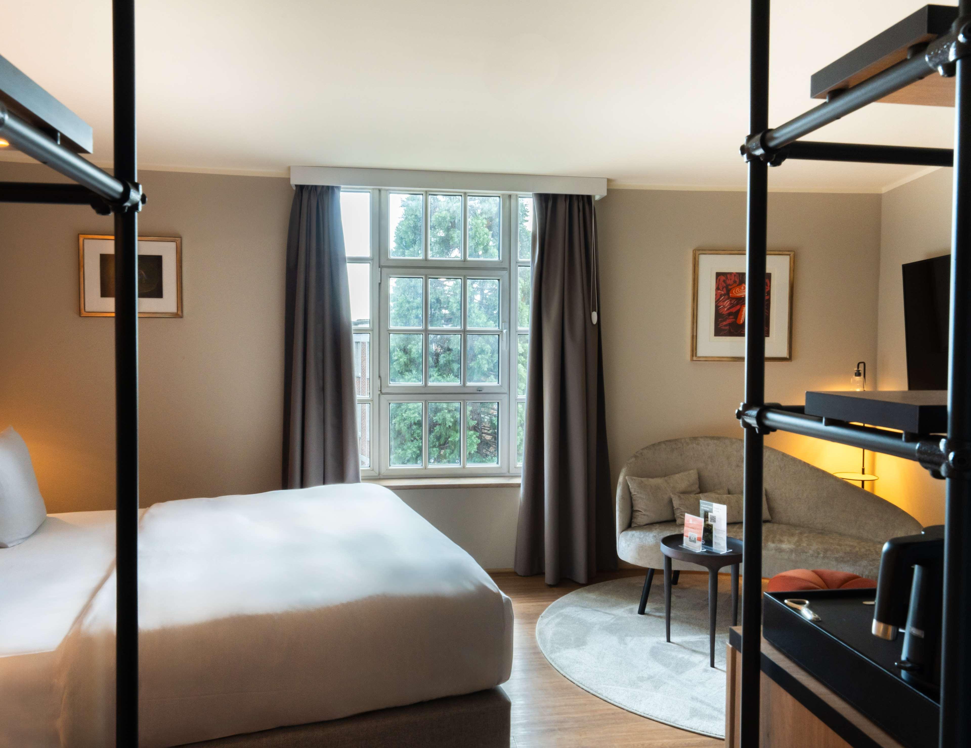 Junior Suite King Size Bed