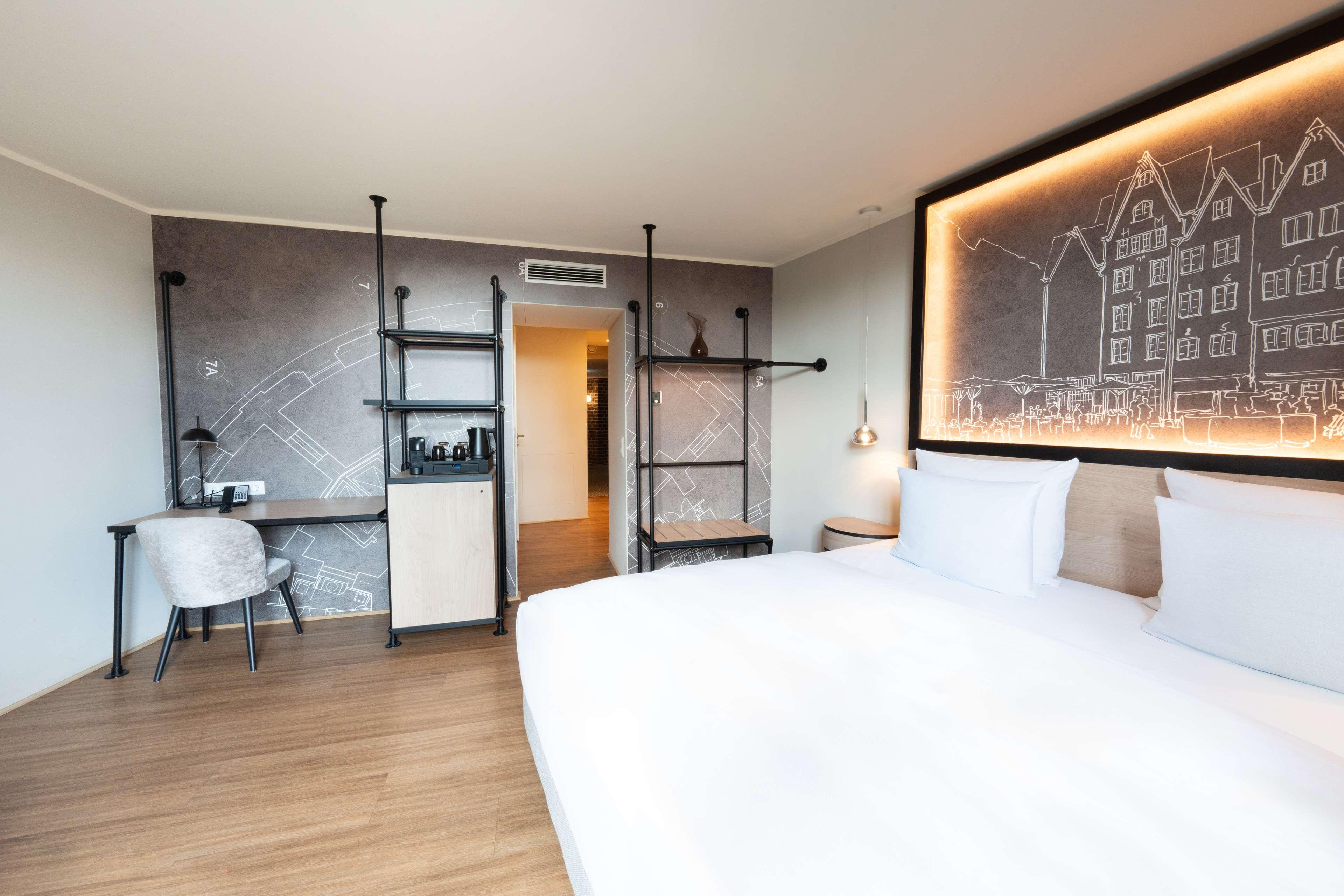 Junior Suite King Size Bed