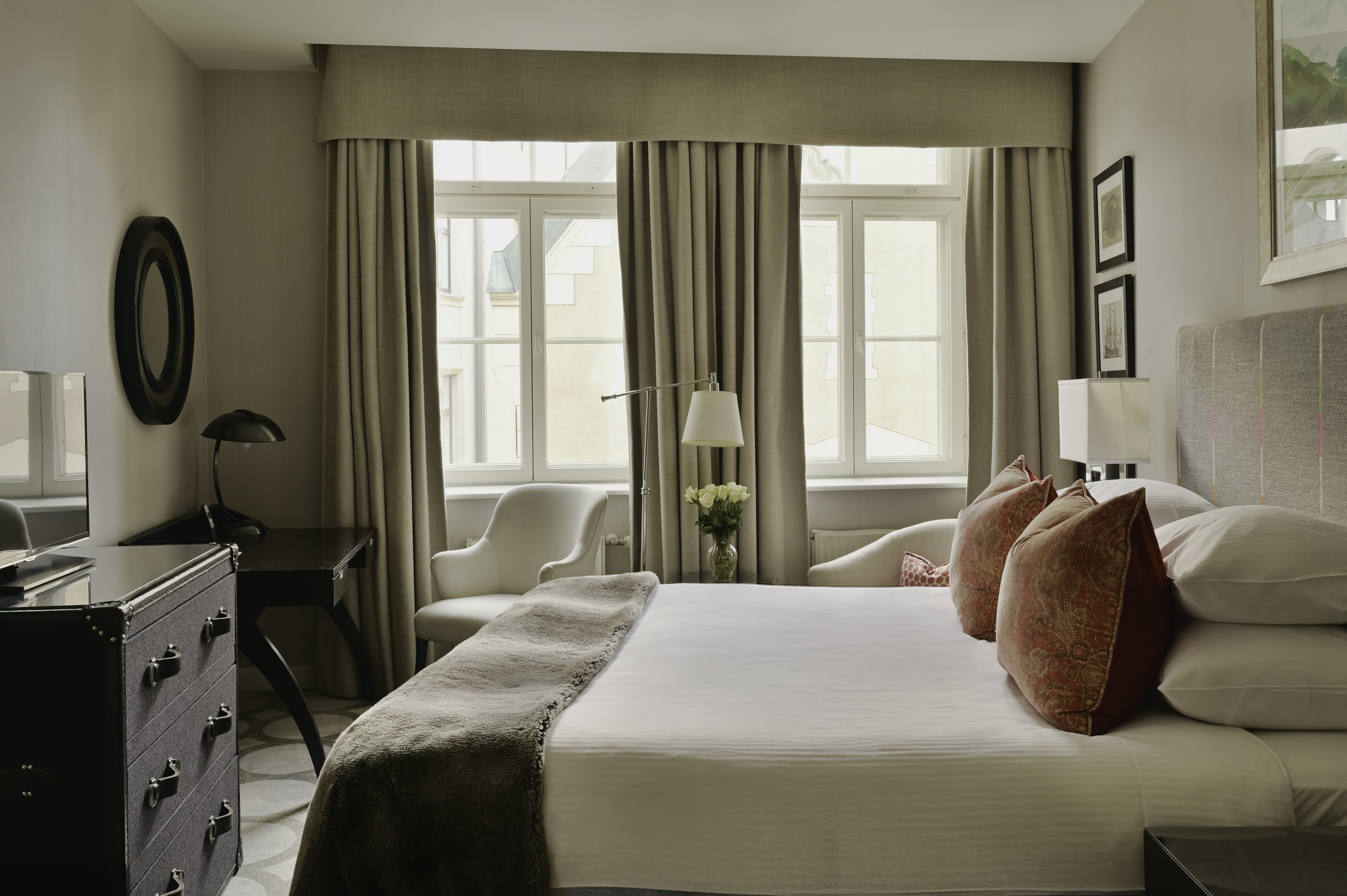 Double Single Superior