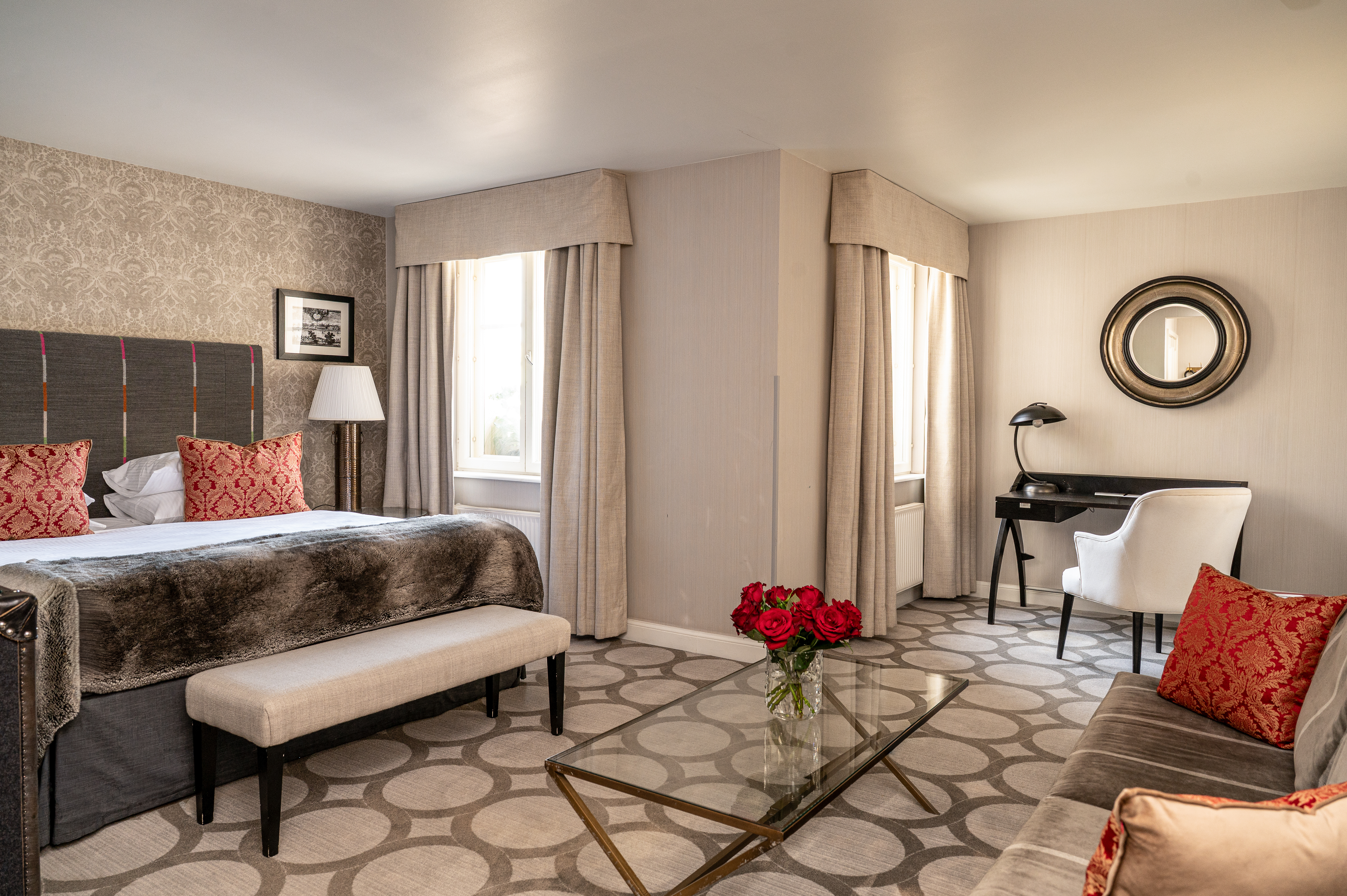 Double Business King Bed