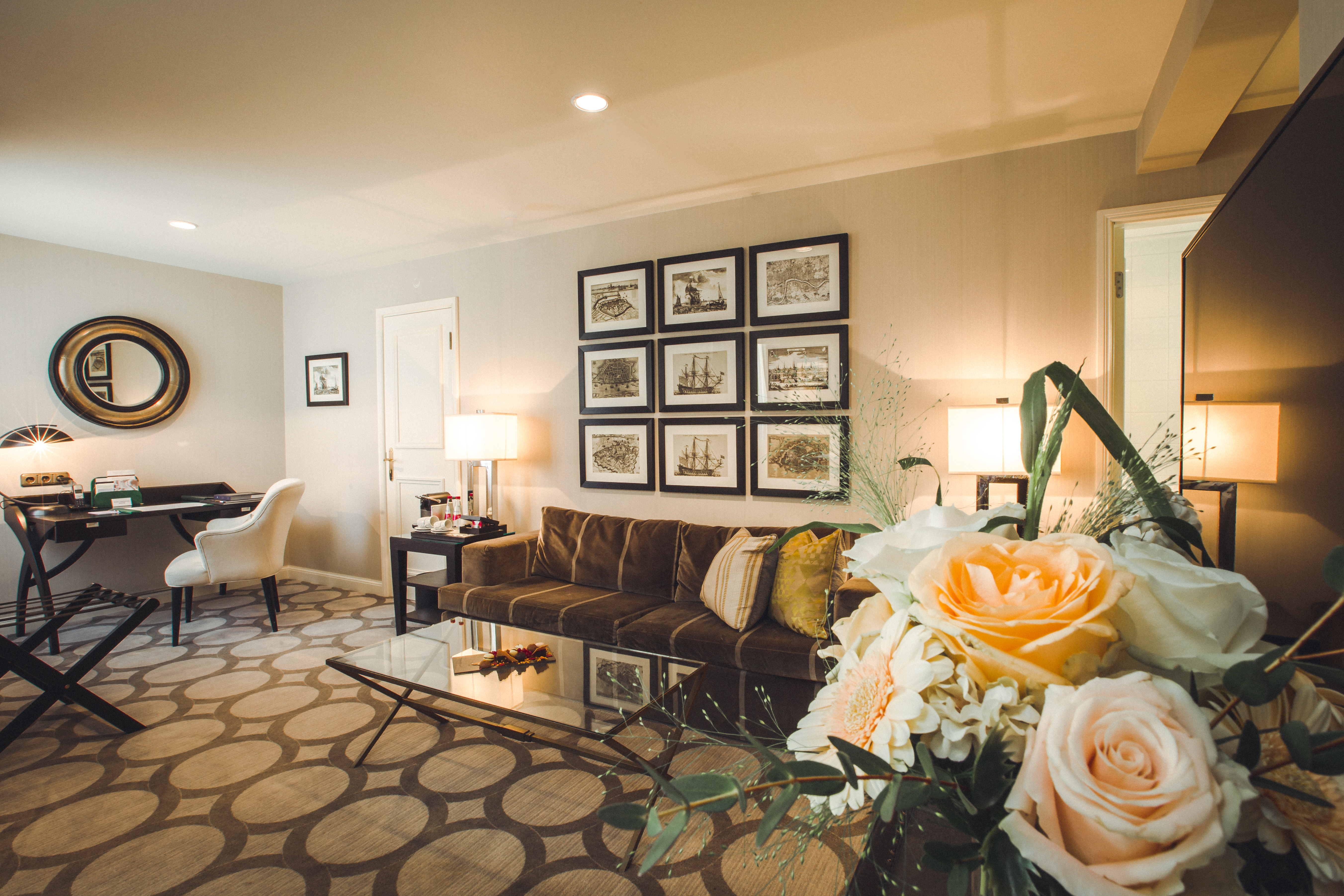 Double Business King Bed