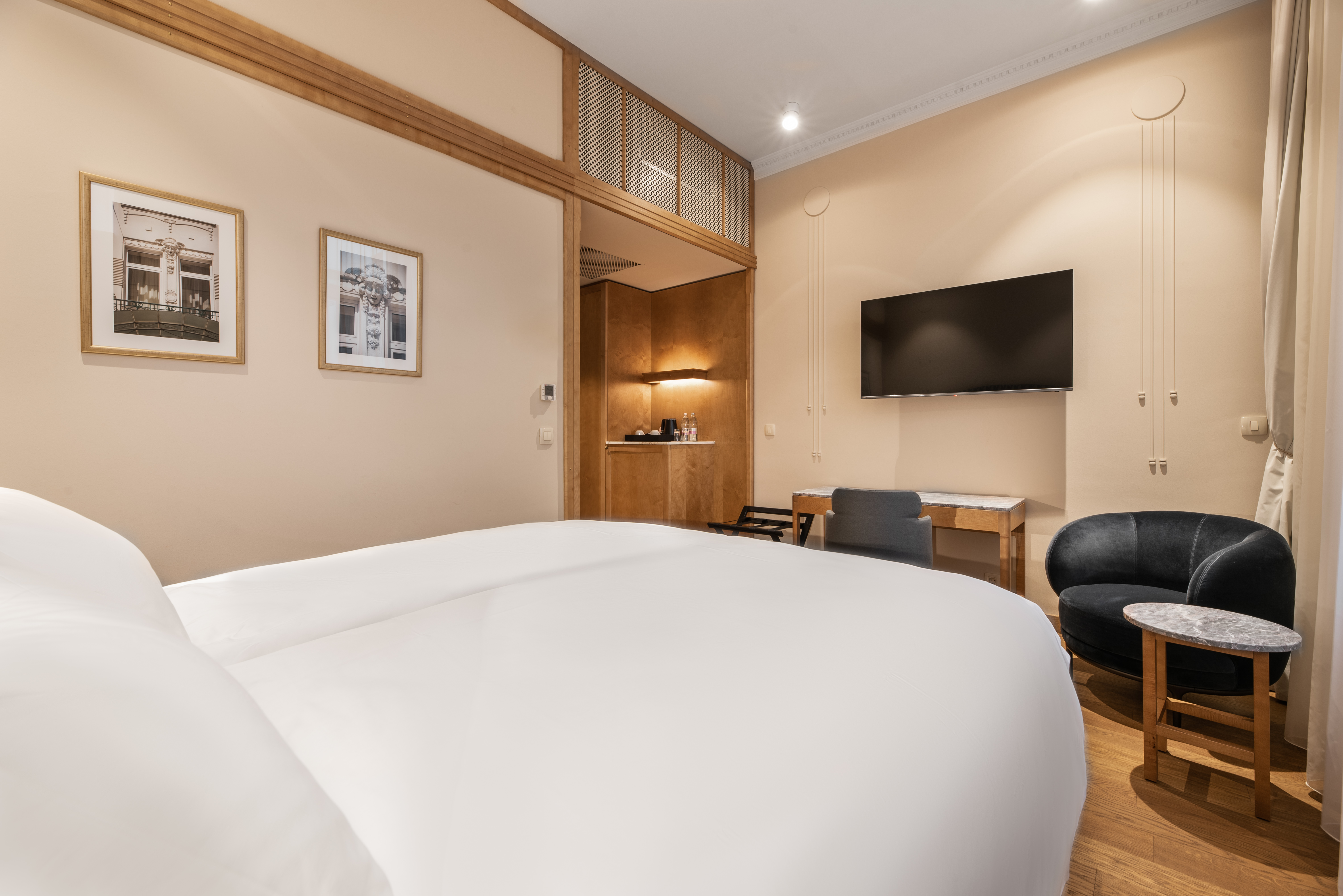 Double Single Superior