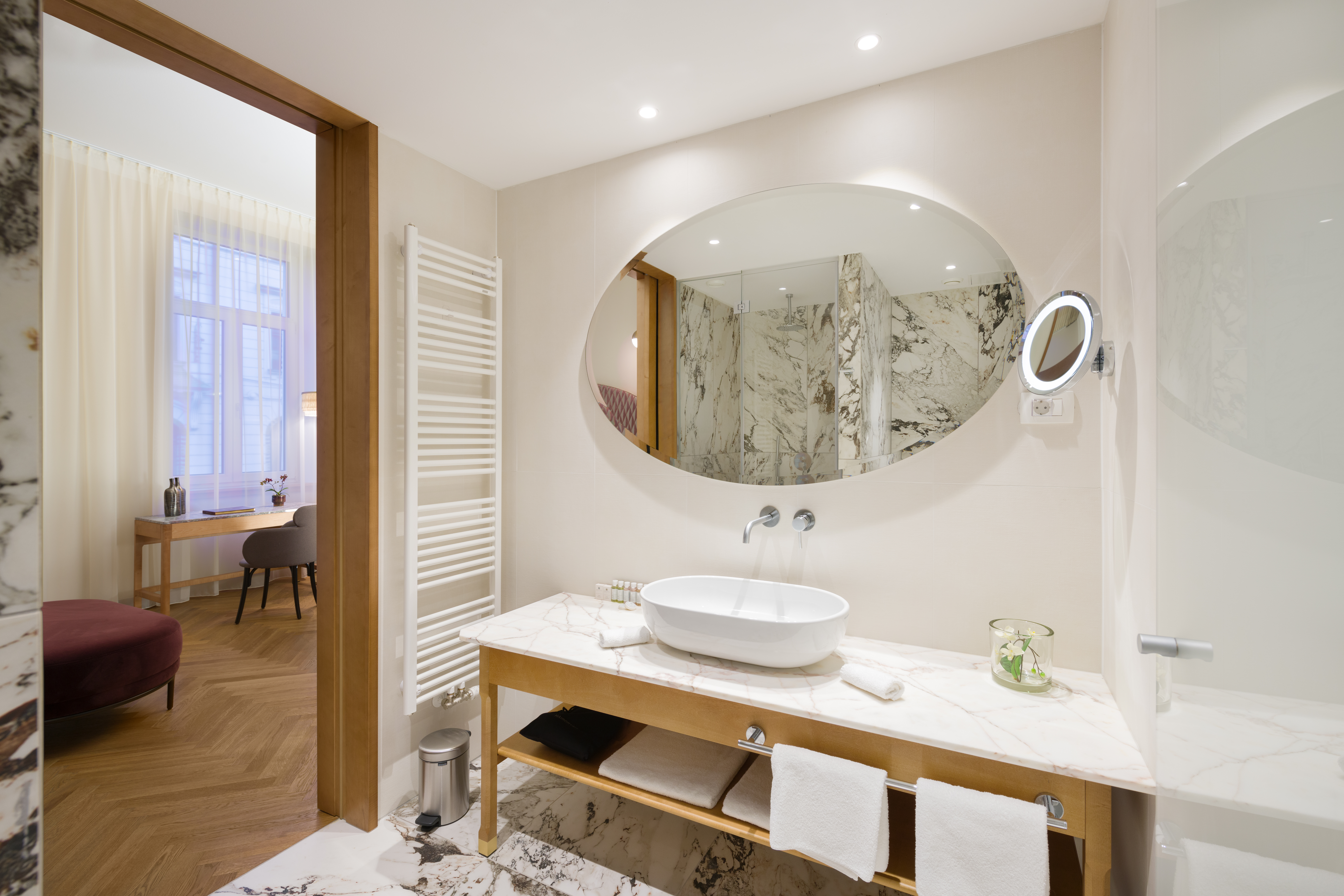 Double Single Grand Deluxe