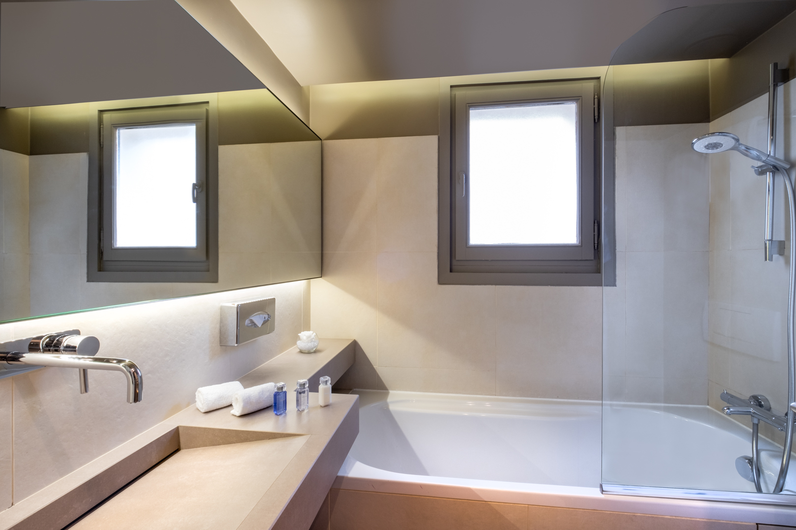 Double or Twin Executive